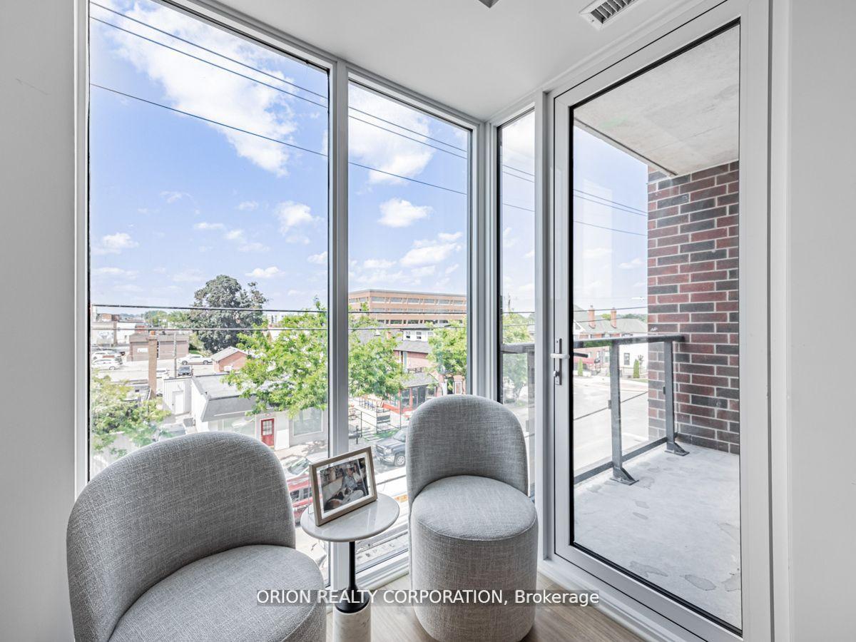 Photo 17 of Unit 214, 201 Brock Street S, Whitby, Downtown Whitby — HOMEH