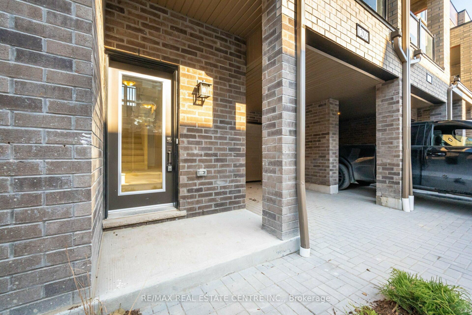 Photo 8 of Unit 1203, 1865 Pickering Parkway, Pickering, Village East — HOMEH