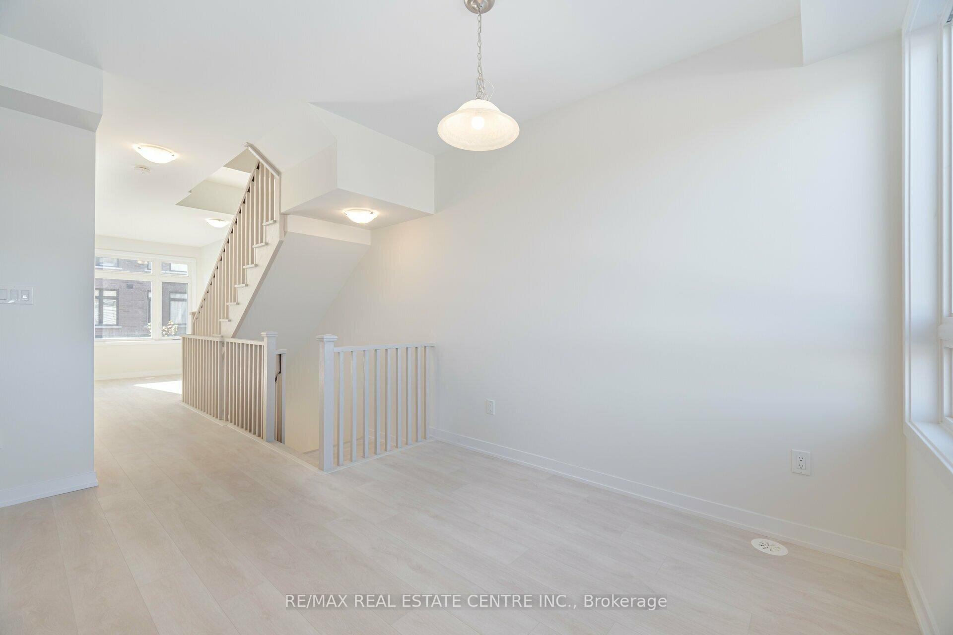 Photo 3 of Unit 1203, 1865 Pickering Parkway, Pickering, Village East — HOMEH