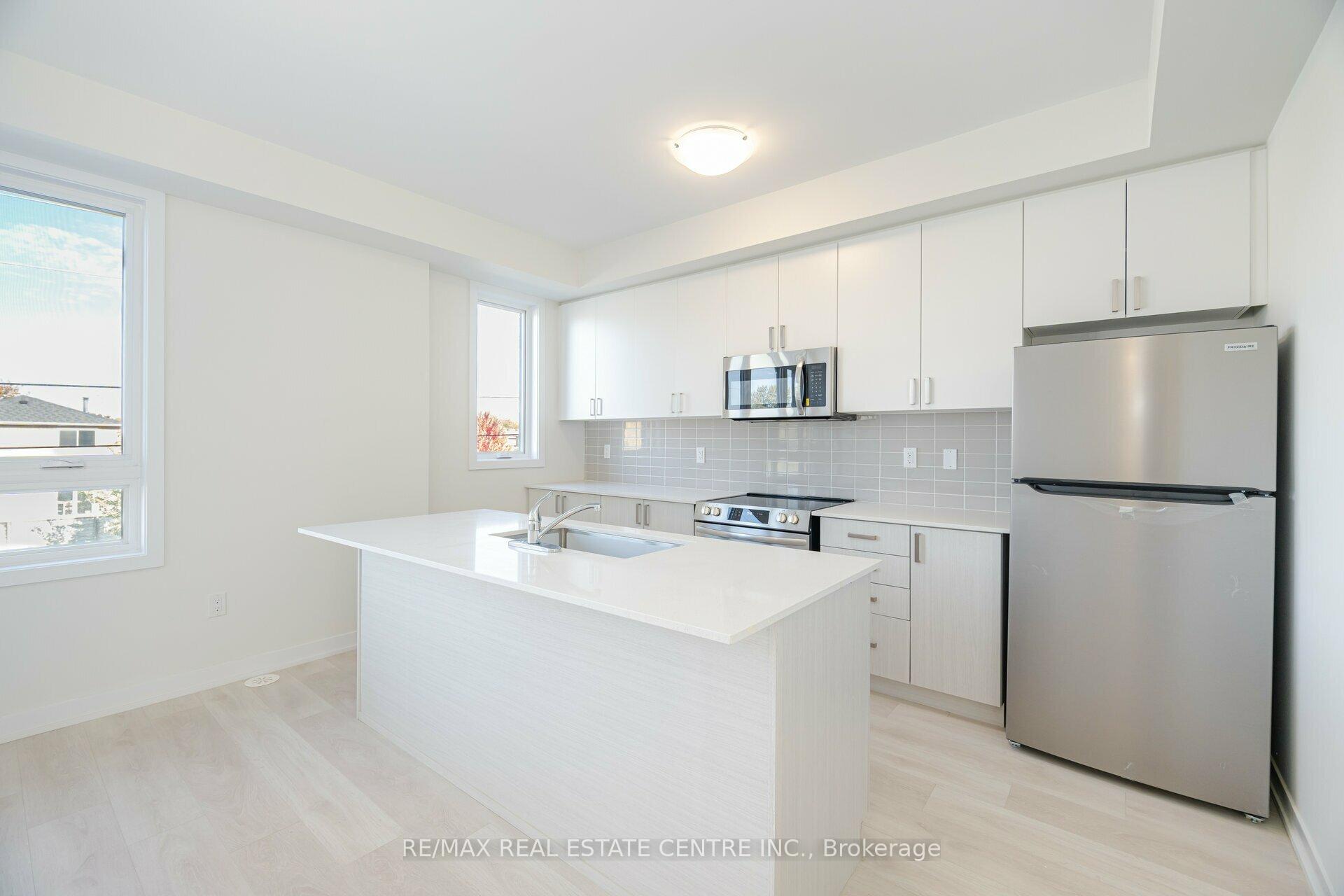 Photo 9 of Unit 1203, 1865 Pickering Parkway, Pickering, Village East — HOMEH