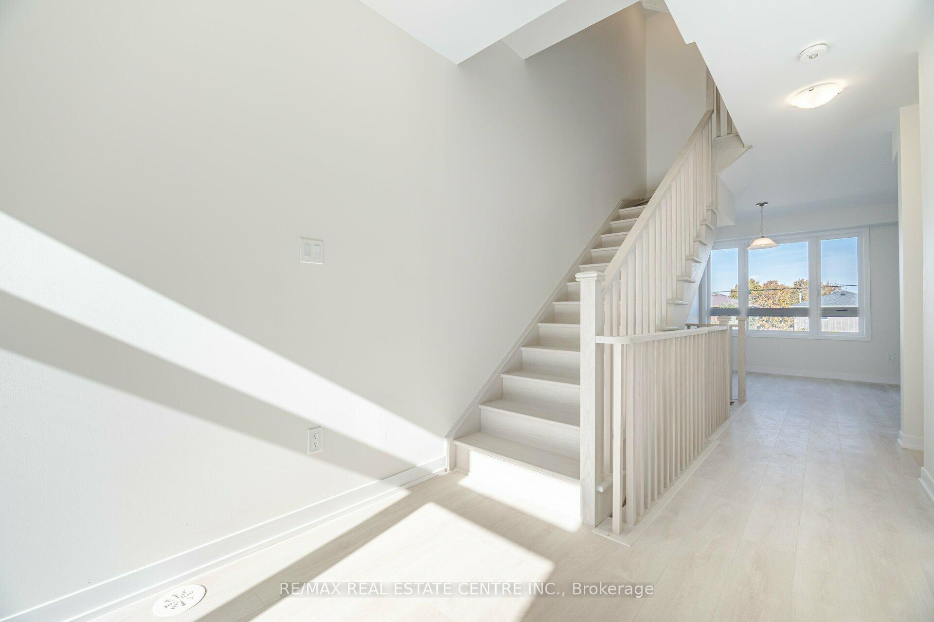 Photo 21 of Unit 1203, 1865 Pickering Parkway, Pickering, Village East — HOMEH