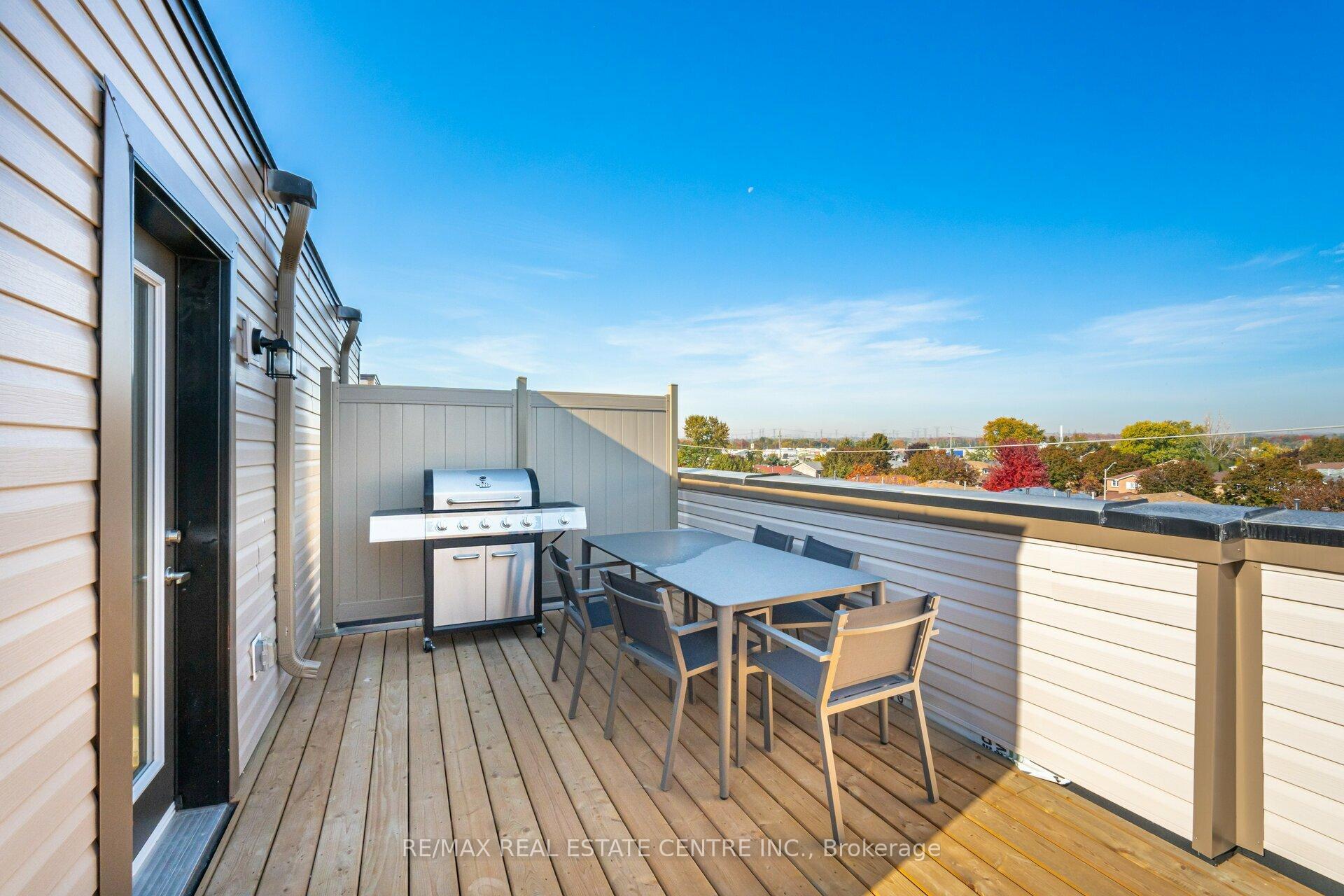 Photo 26 of Unit 1203, 1865 Pickering Parkway, Pickering, Village East — HOMEH