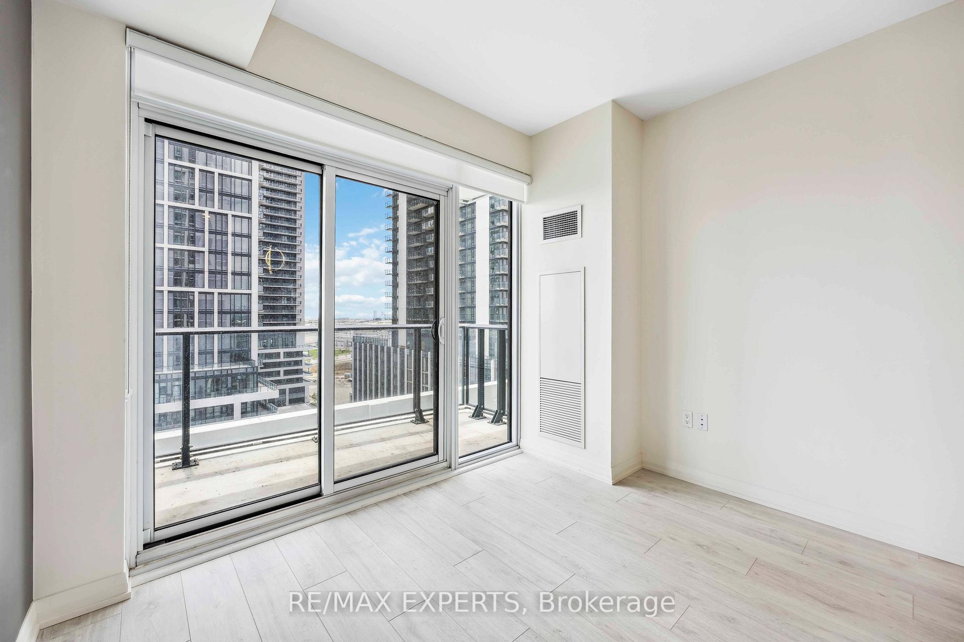 Photo 3 of Unit 903, 9000 Jane Street, Vaughan, Vellore Village — HOMEH