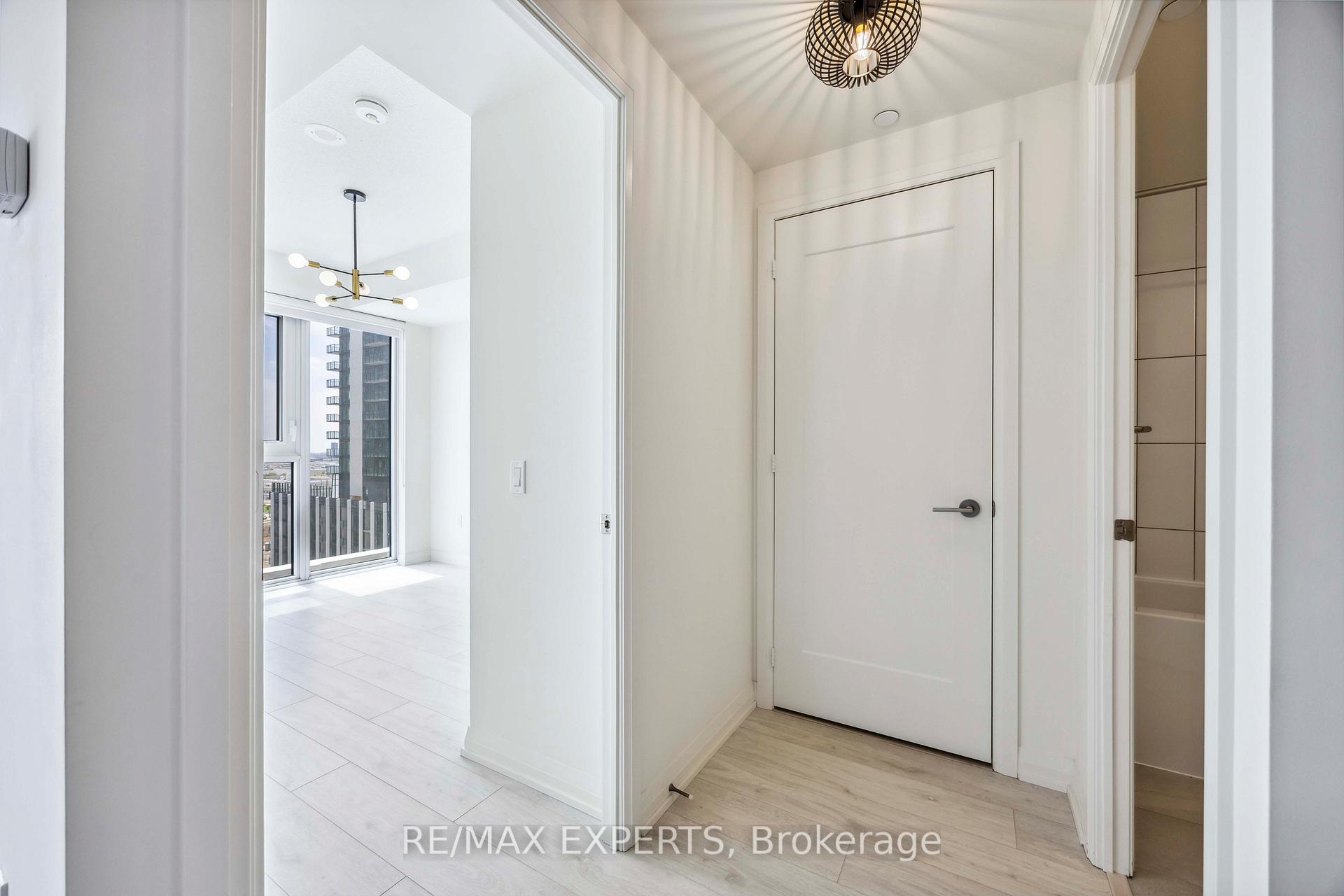 Photo 11 of Unit 903, 9000 Jane Street, Vaughan, Vellore Village — HOMEH