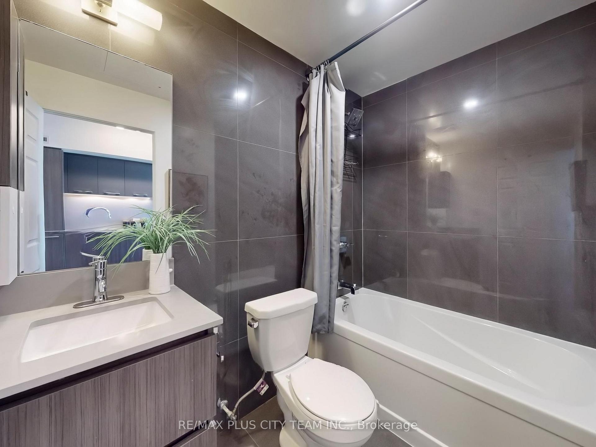 Photo 14 of Unit 806, 45 Baseball Place, Toronto, South Riverdale — HOMEH