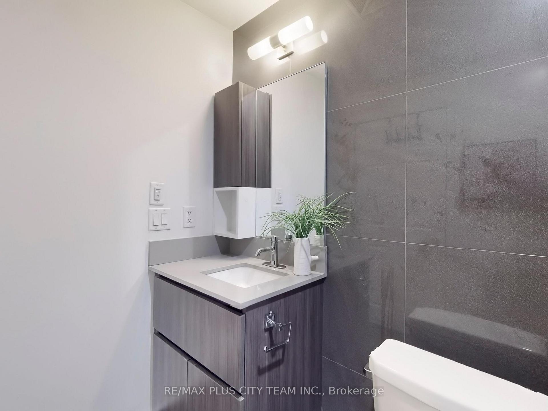 Photo 13 of Unit 806, 45 Baseball Place, Toronto, South Riverdale — HOMEH