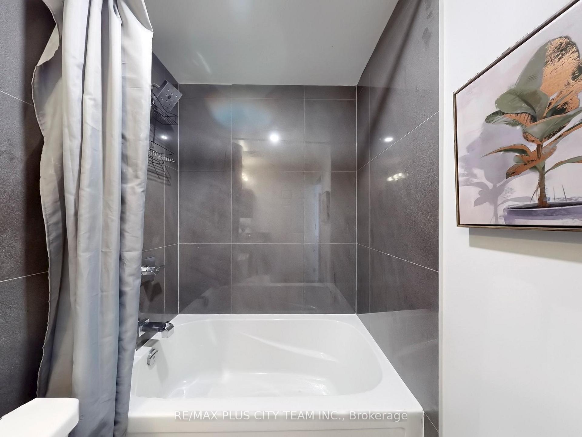 Photo 11 of Unit 806, 45 Baseball Place, Toronto, South Riverdale — HOMEH