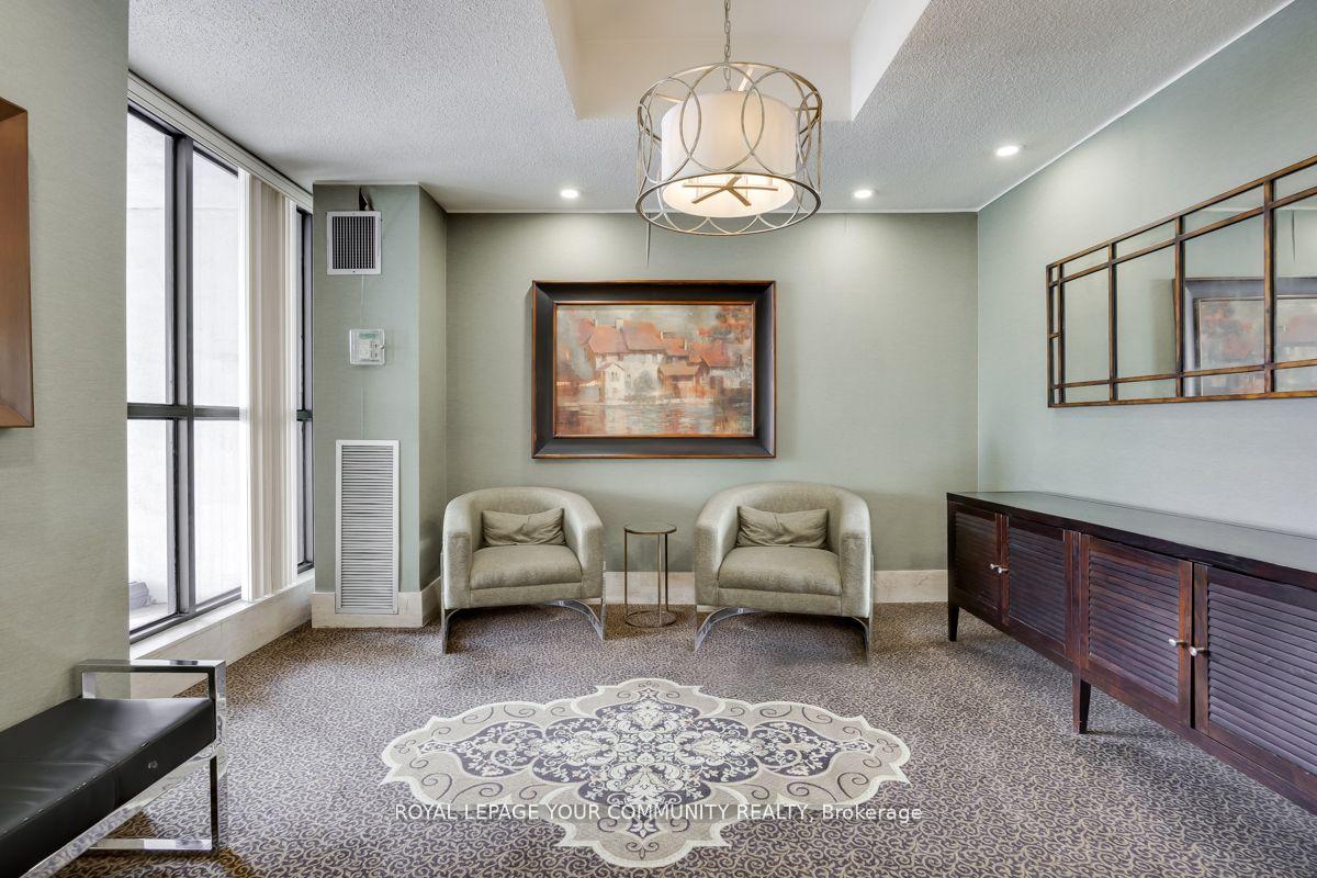 Photo 4 of Unit 1204, 150 Neptune Drive, Toronto, Englemount-Lawrence — HOMEH