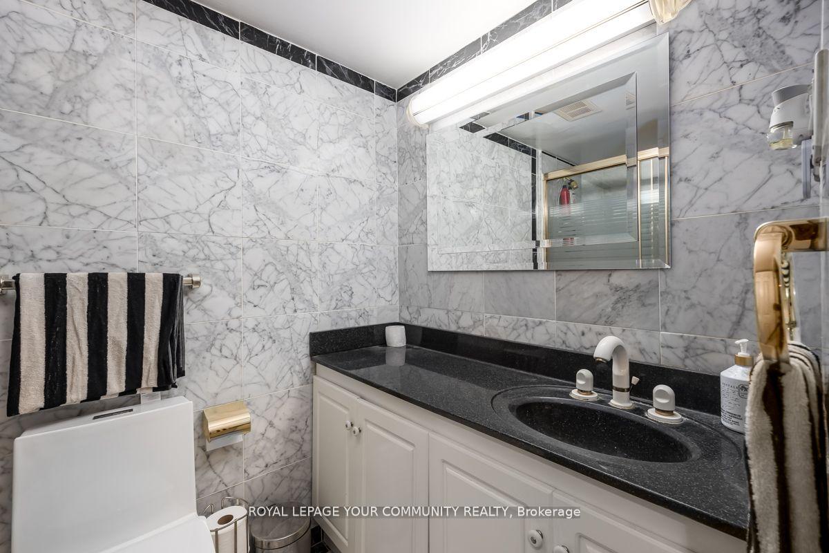 Photo 8 of Unit 1204, 150 Neptune Drive, Toronto, Englemount-Lawrence — HOMEH