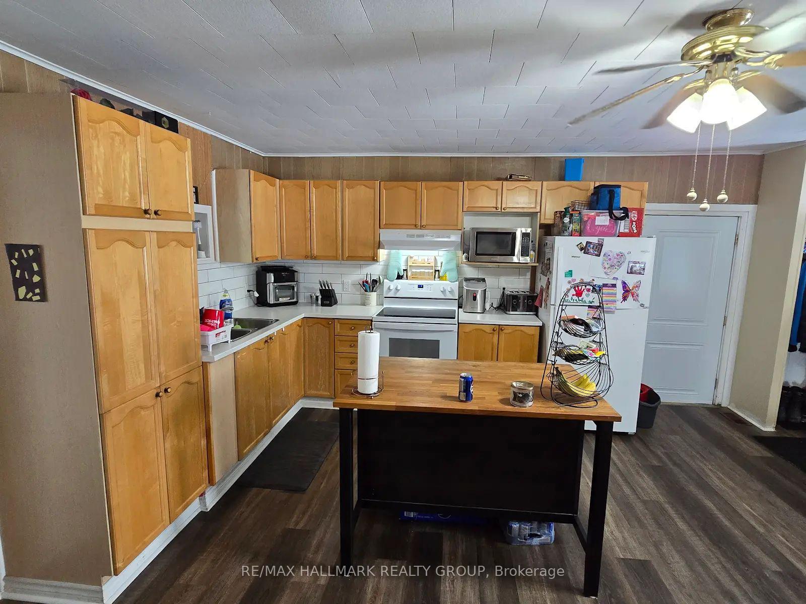 Photo 10 of 7122 Bank Street, Ottawa, Osgoode Twp North of Reg Rd 6 — HOMEH