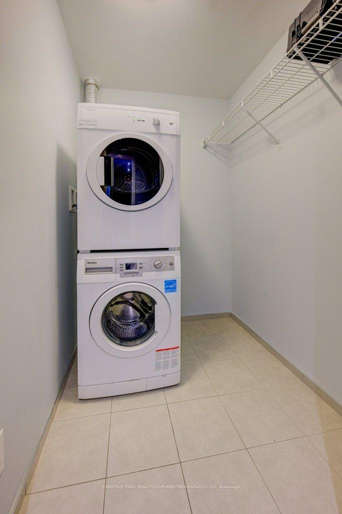 Photo 9 of Unit 1008, 70 Temperance Street, Toronto, Bay Street Corridor — HOMEH