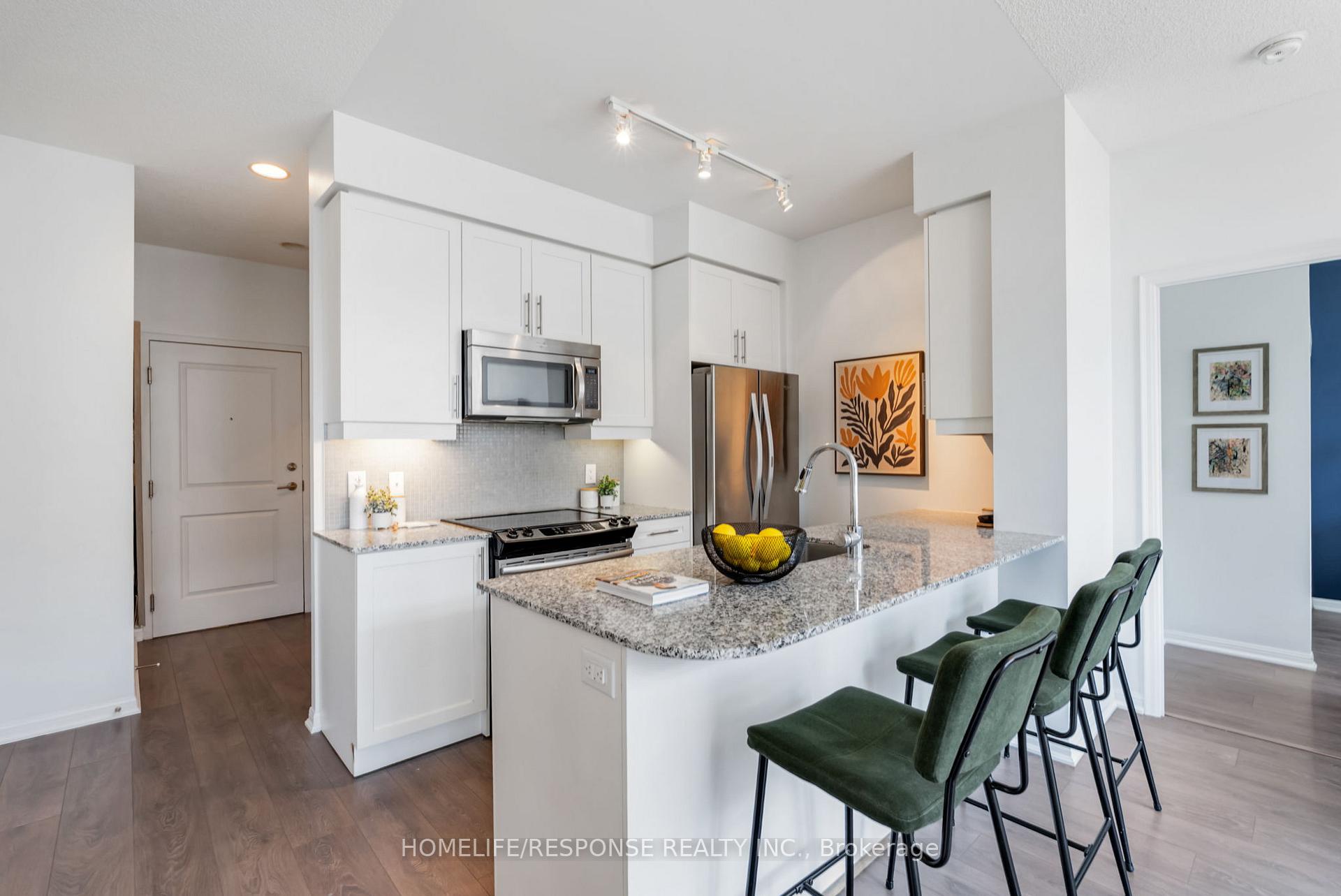 Photo 5 of Unit PH2002, 35 Bastion Street, Toronto, Niagara — HOMEH