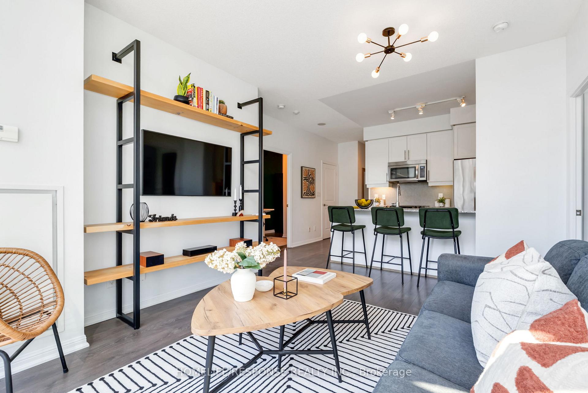 Photo 11 of Unit PH2002, 35 Bastion Street, Toronto, Niagara — HOMEH