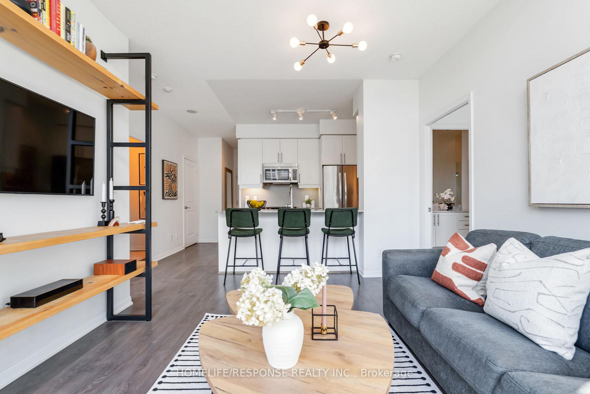 Photo 9 of Unit PH2002, 35 Bastion Street, Toronto, Niagara — HOMEH