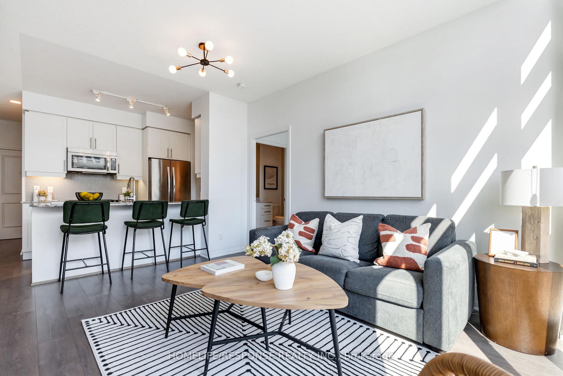 Photo 7 of Unit PH2002, 35 Bastion Street, Toronto, Niagara — HOMEH