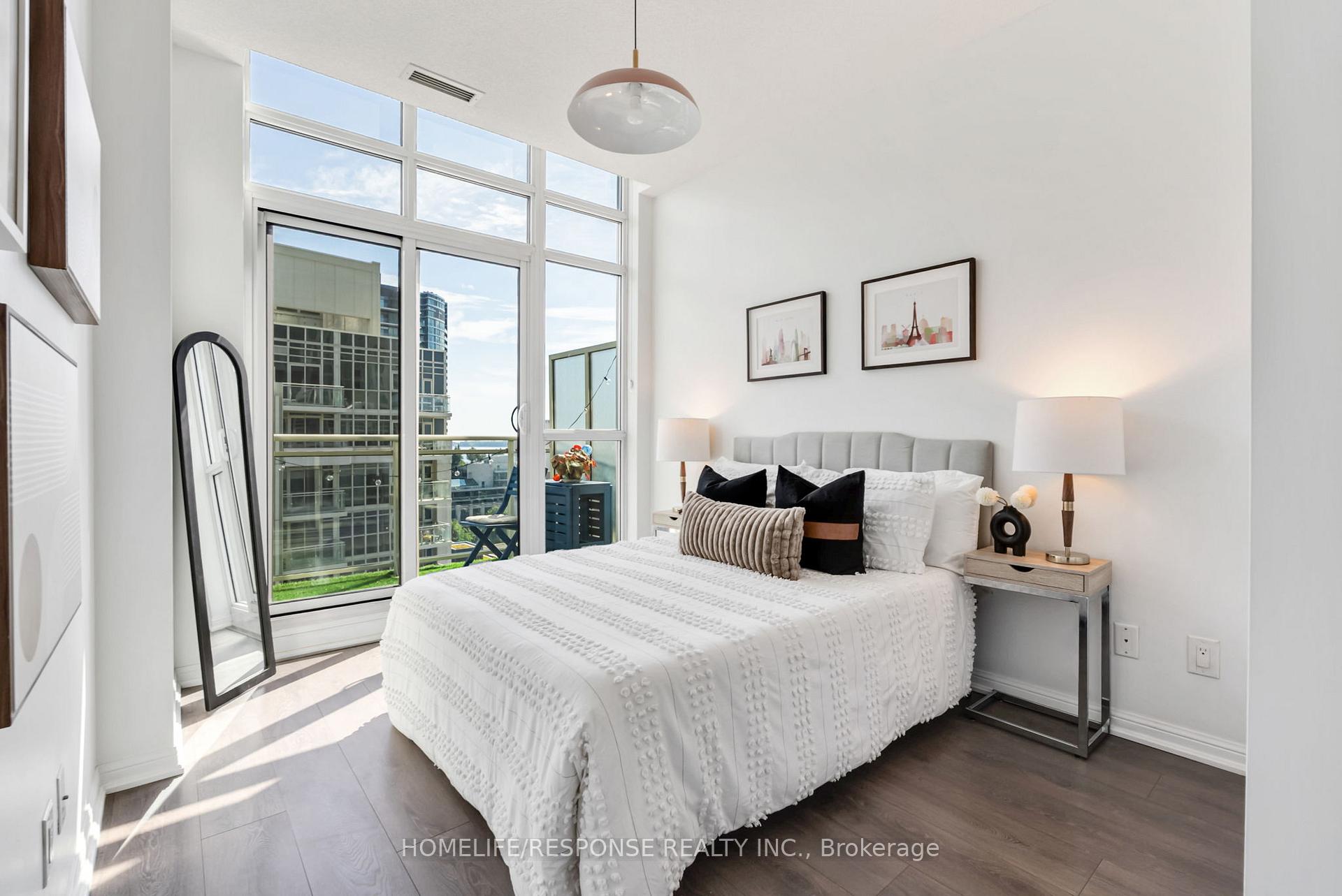 Photo 18 of Unit PH2002, 35 Bastion Street, Toronto, Niagara — HOMEH