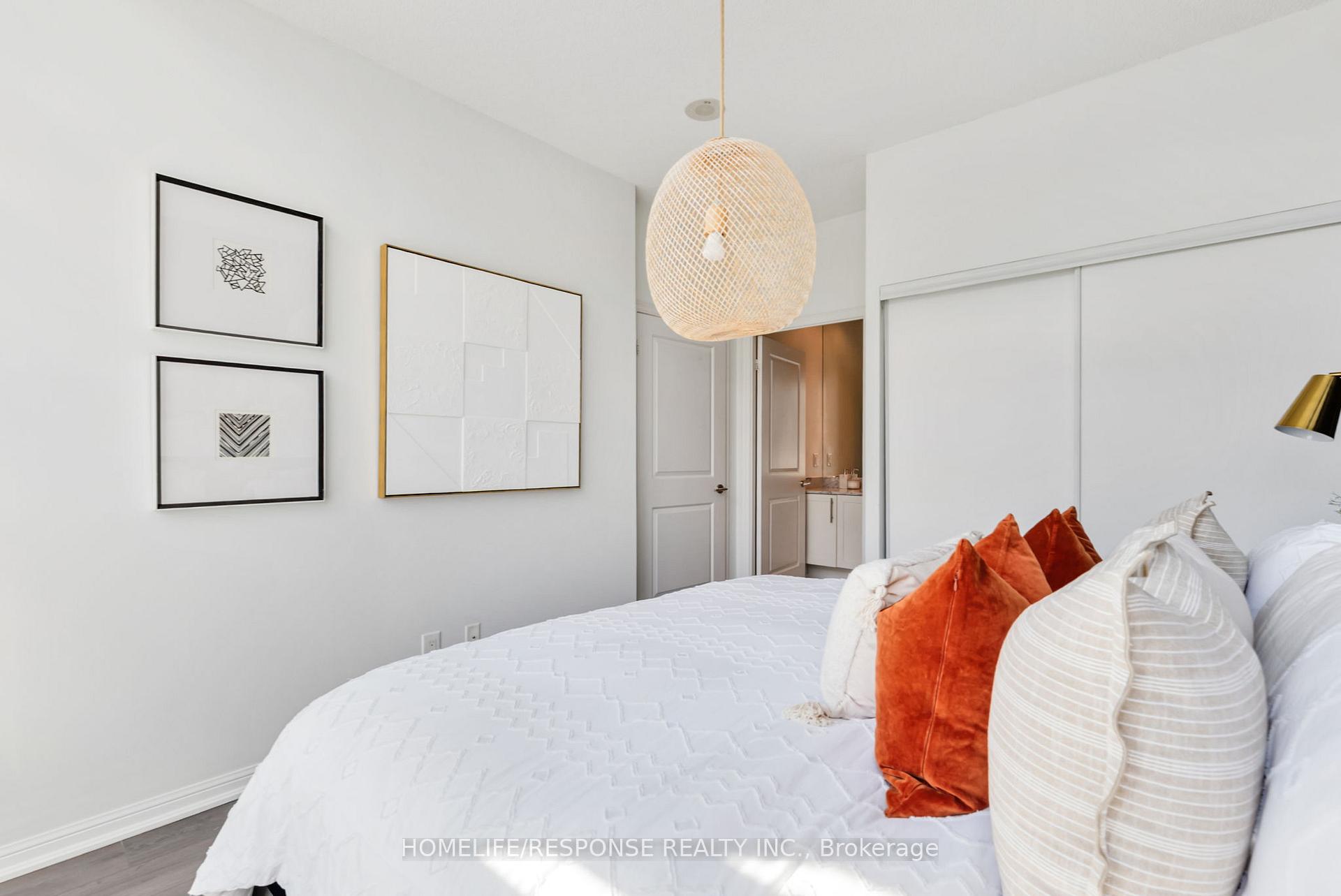 Photo 12 of Unit PH2002, 35 Bastion Street, Toronto, Niagara — HOMEH