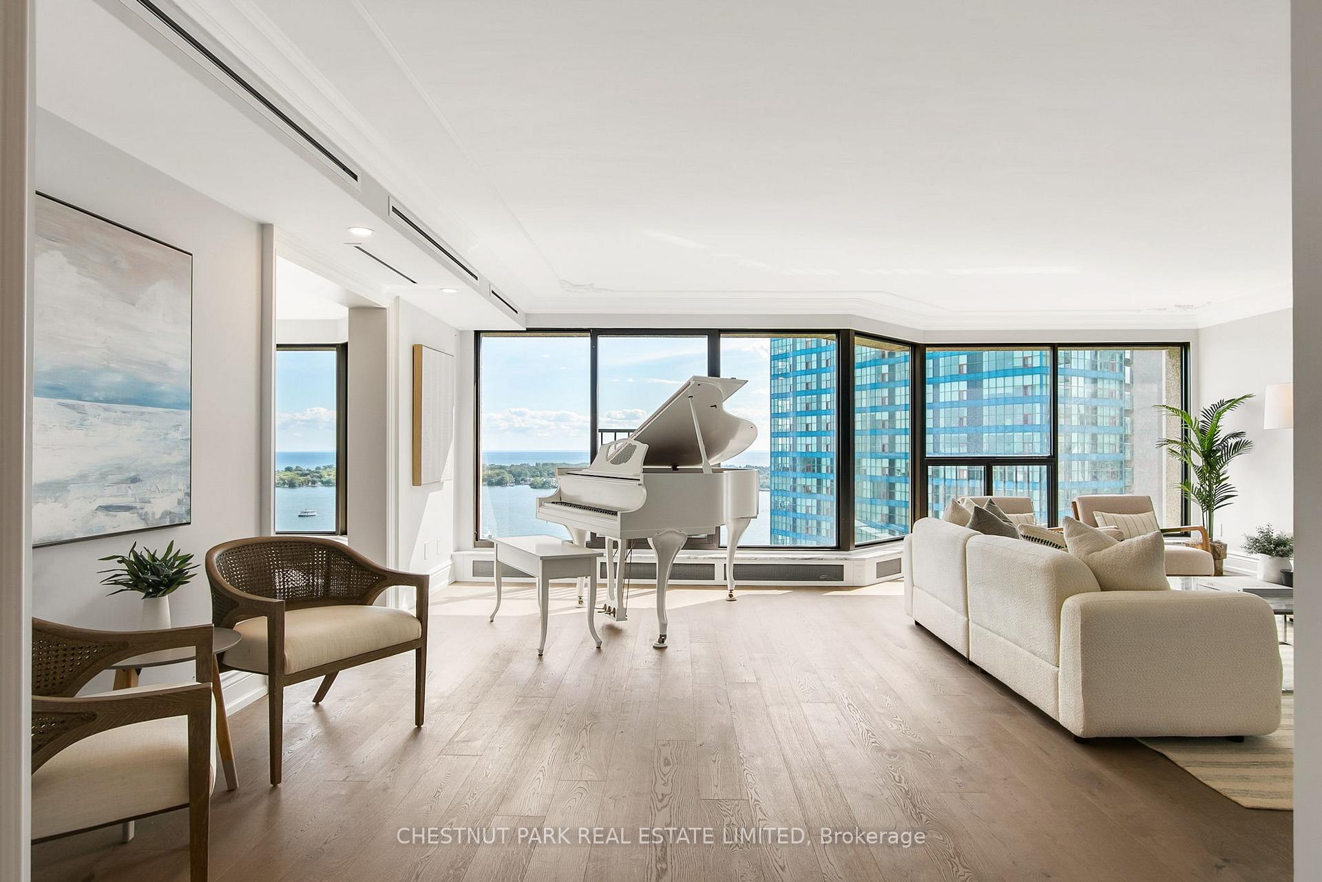 Photo 7 of Unit 3011, 55 Harbour Square, Toronto, Waterfront Communities — HOMEH