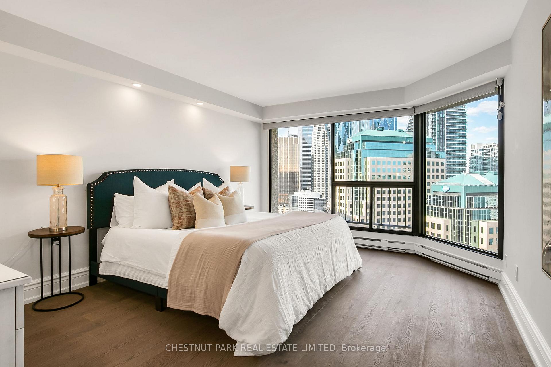 Photo 20 of Unit 3011, 55 Harbour Square, Toronto, Waterfront Communities — HOMEH