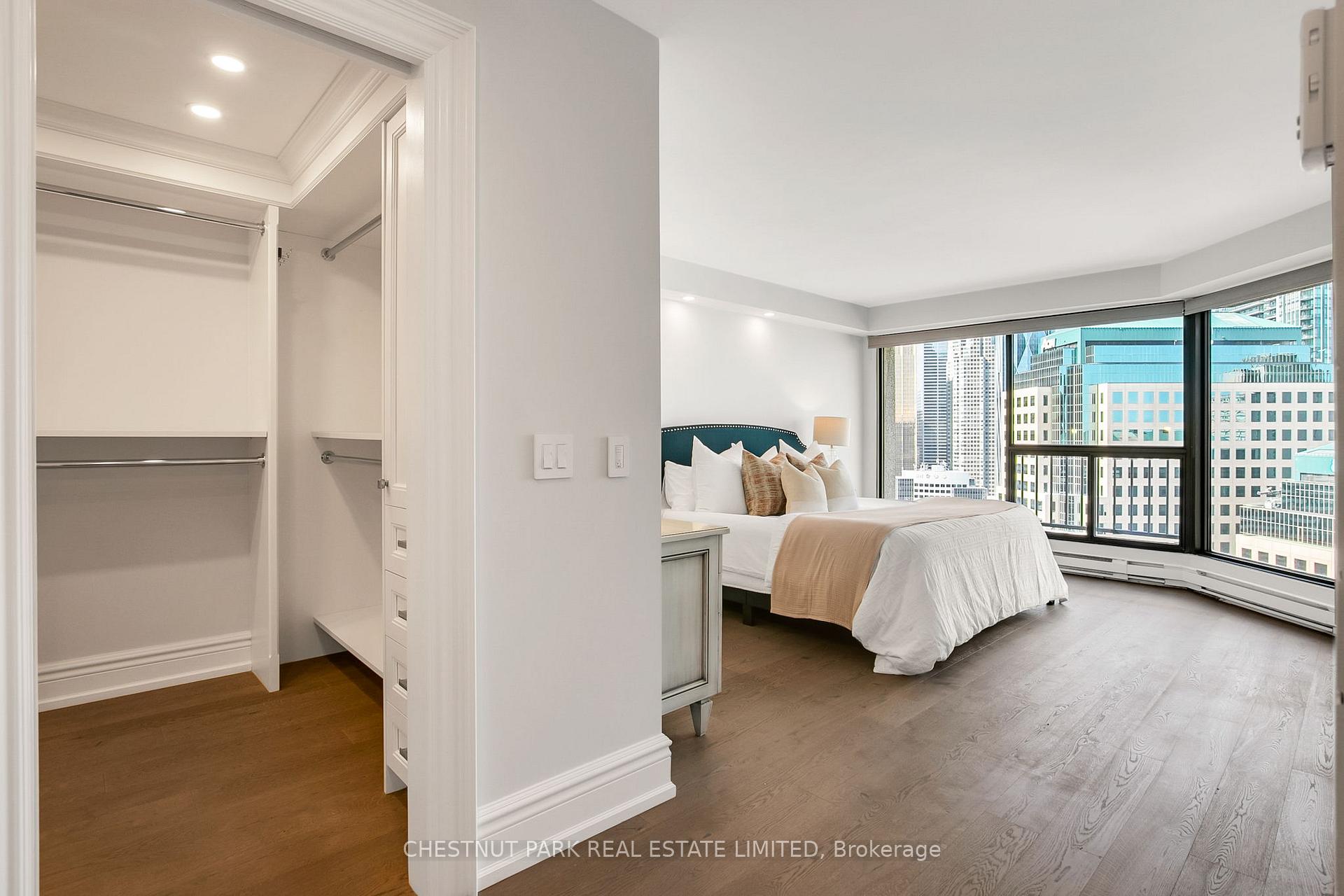 Photo 45 of Unit 3011, 55 Harbour Square, Toronto, Waterfront Communities — HOMEH