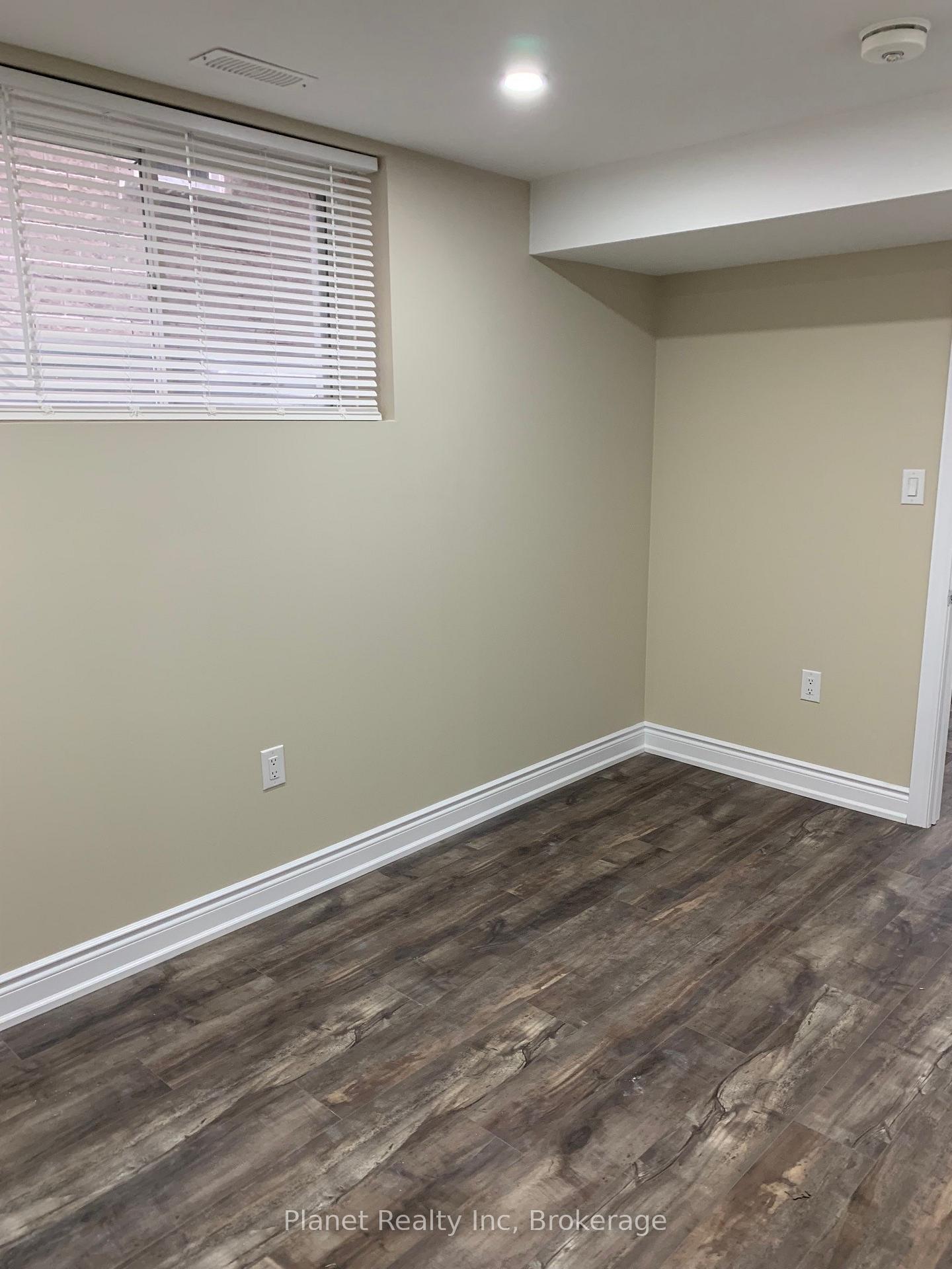 Photo 9 of Unit Lower, 22 Dudley Drive, Guelph, Kortright East — HOMEH