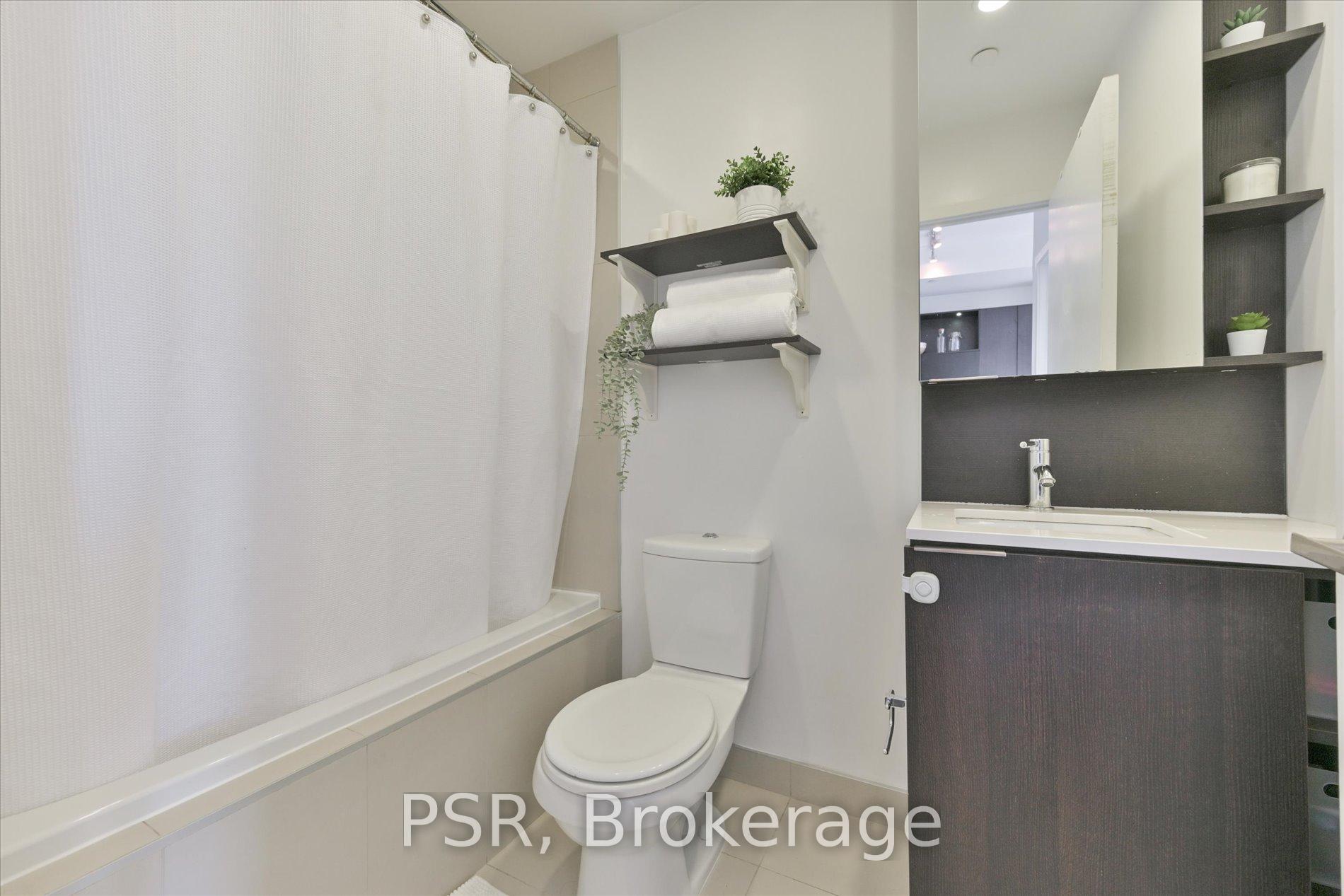 Photo 14 of Unit 2803, 55 Regent Park Boulevard, Toronto, Regent Park — HOMEH