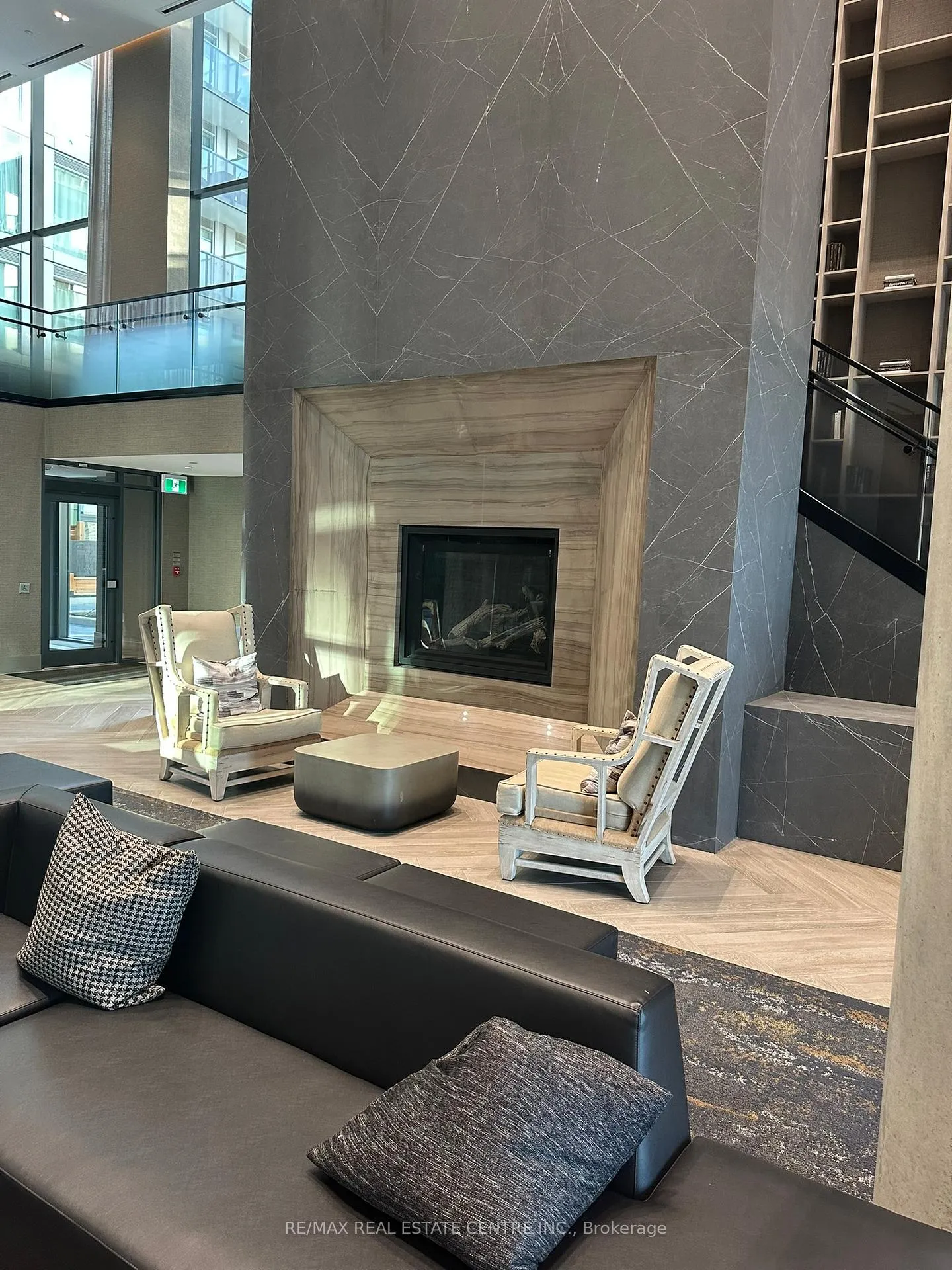 Photo 15 of Unit 305, 2450 Old Bronte Road, Oakville, Westmount — HOMEH