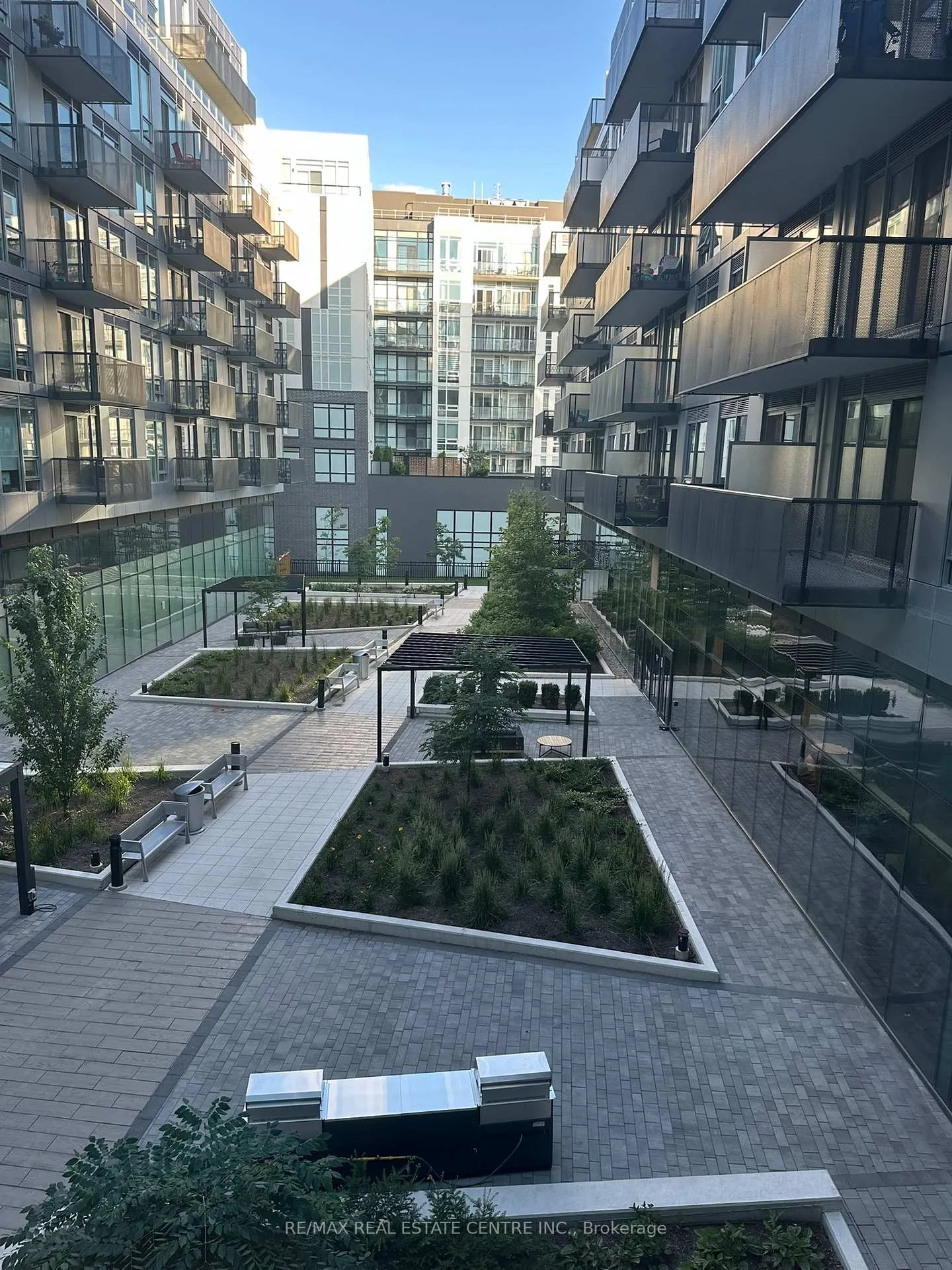 Photo 21 of Unit 305, 2450 Old Bronte Road, Oakville, Westmount — HOMEH