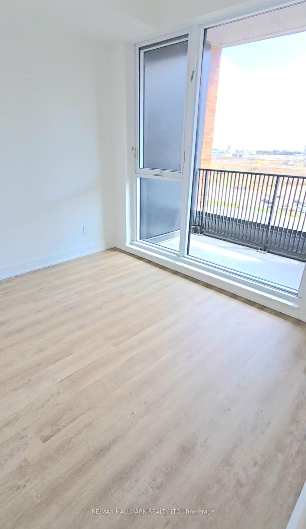Photo 8 of Unit 908, 38 Andre de Grasse Street, Markham, Unionville — HOMEH