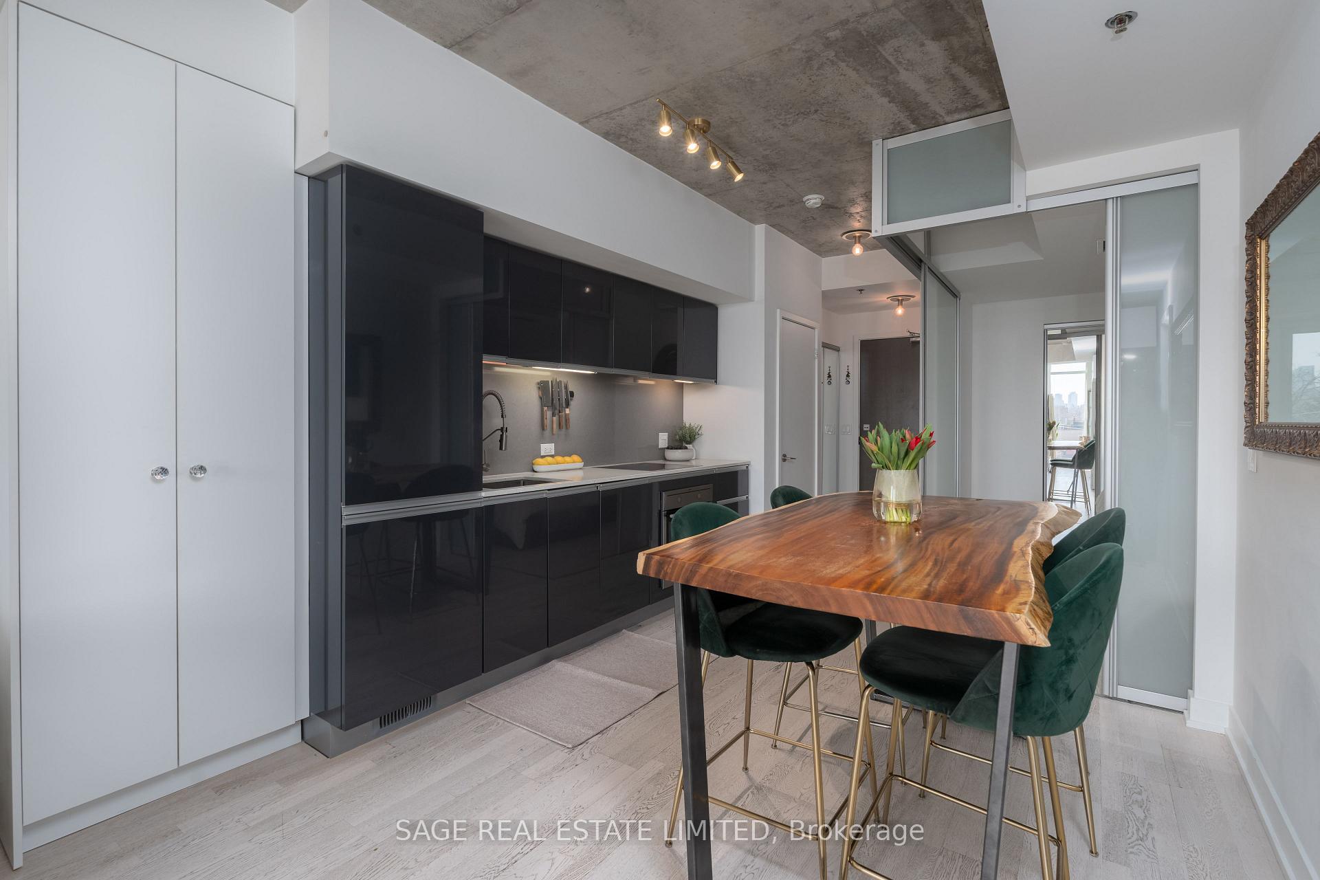 Photo 9 of Unit 407, 20 Gladstone Avenue, Toronto, Little Portugal — HOMEH