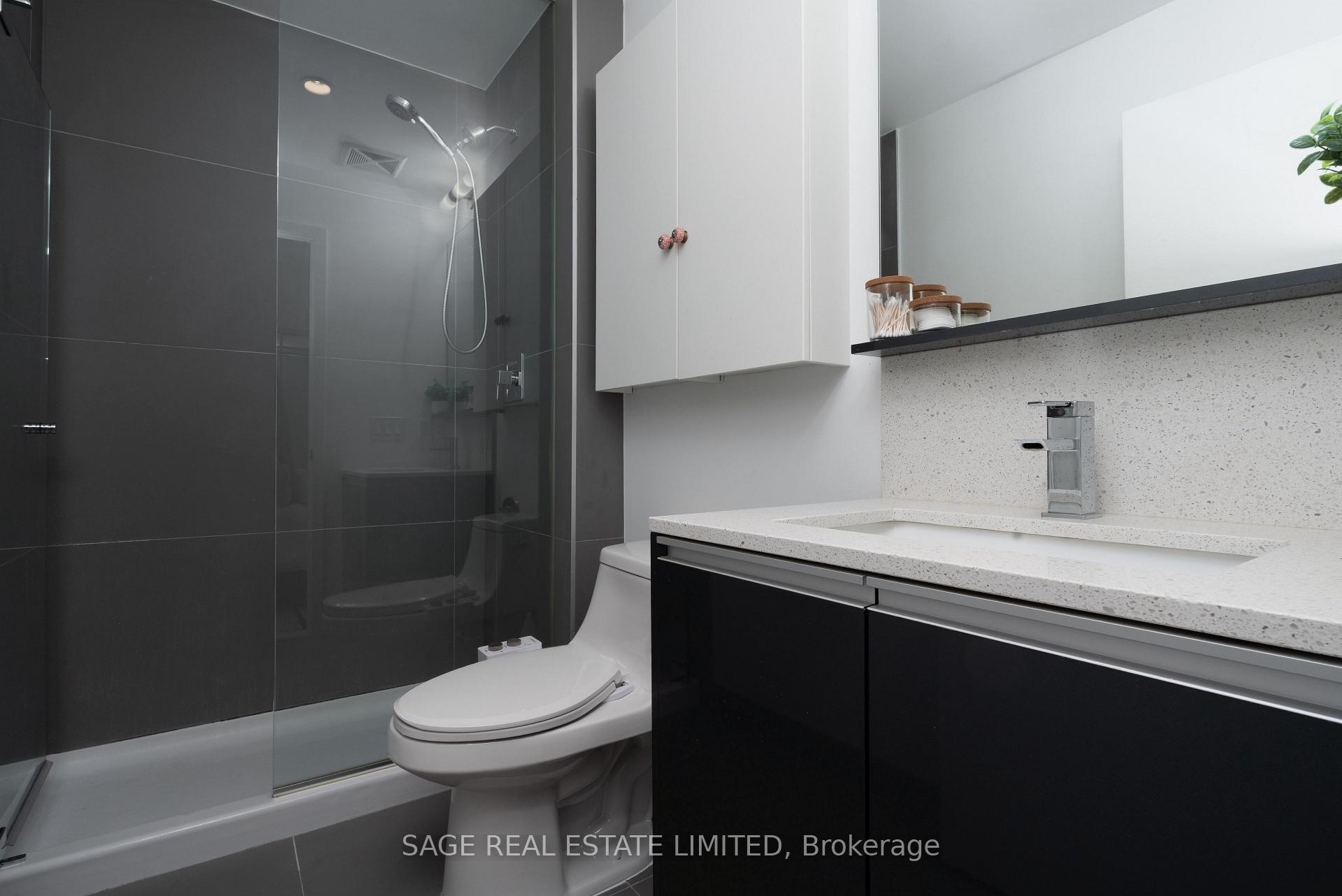 Photo 6 of Unit 407, 20 Gladstone Avenue, Toronto, Little Portugal — HOMEH