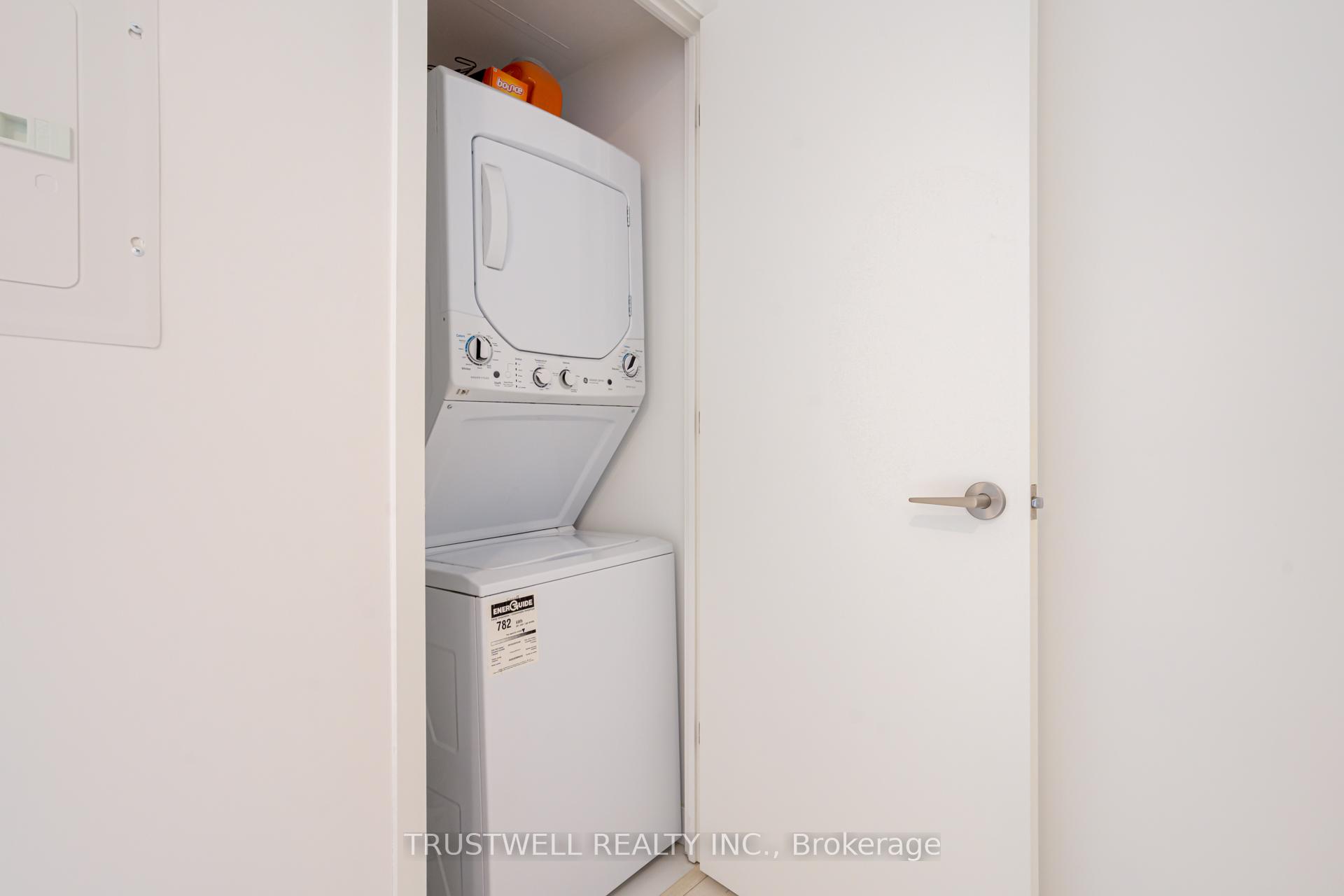 Photo 10 of Unit 5208, 501 Yonge Street, Toronto, Church-Yonge Corridor — HOMEH