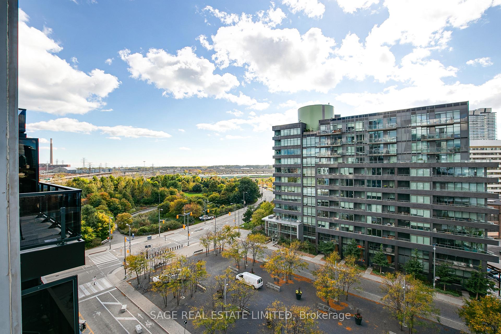 Photo 10 of Unit 807, 170 Bayview Avenue, Toronto, Waterfront Communities — HOMEH