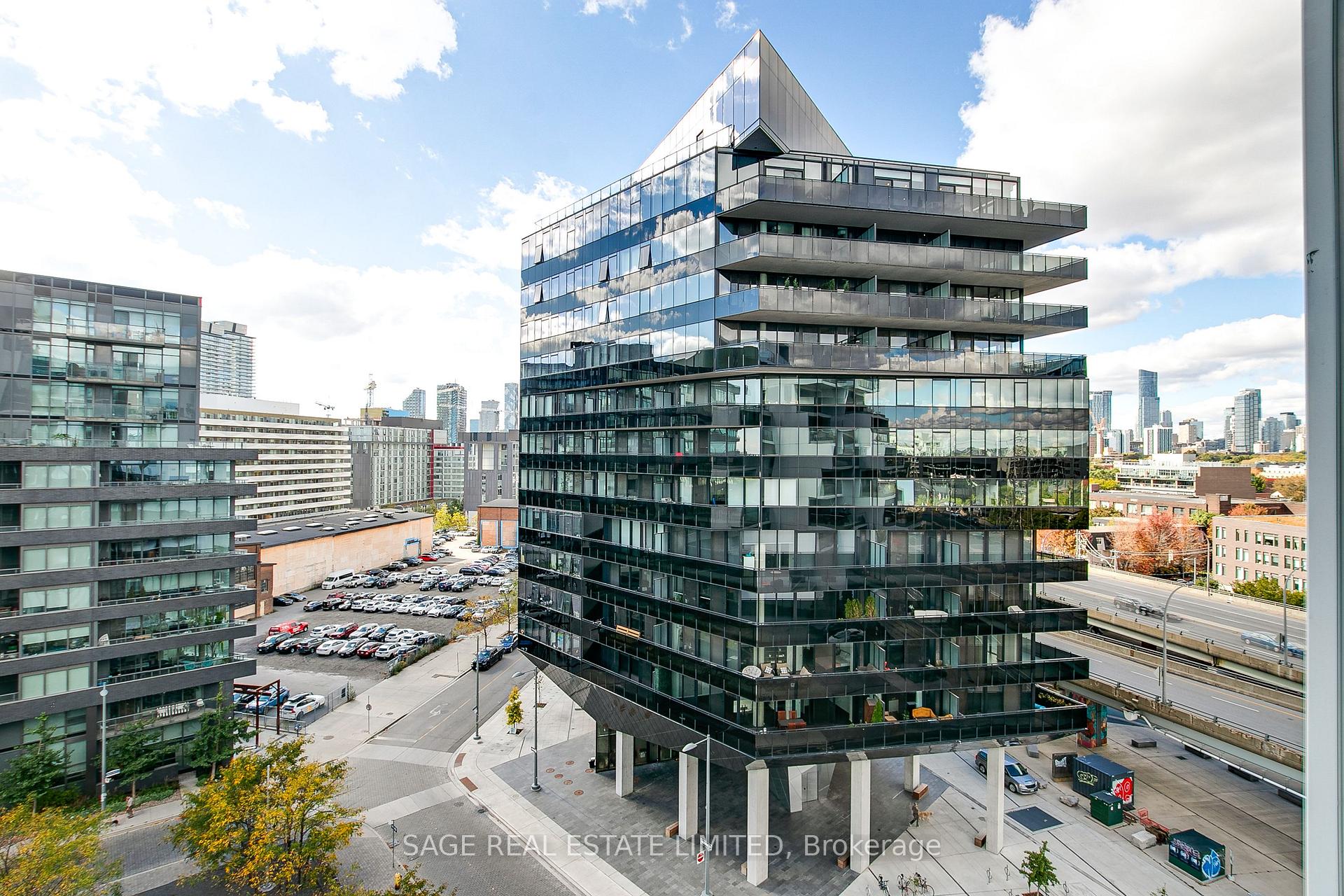Photo 16 of Unit 807, 170 Bayview Avenue, Toronto, Waterfront Communities — HOMEH