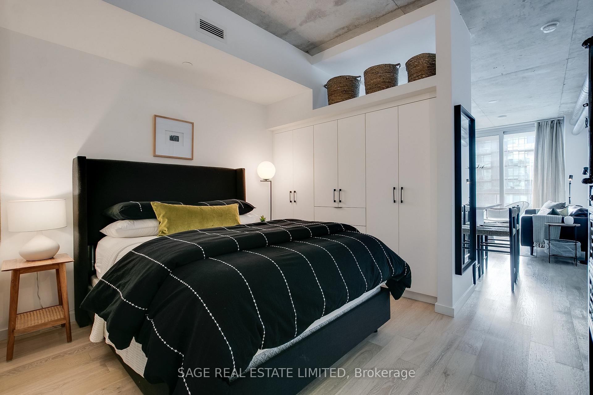 Photo 14 of Unit 807, 170 Bayview Avenue, Toronto, Waterfront Communities — HOMEH