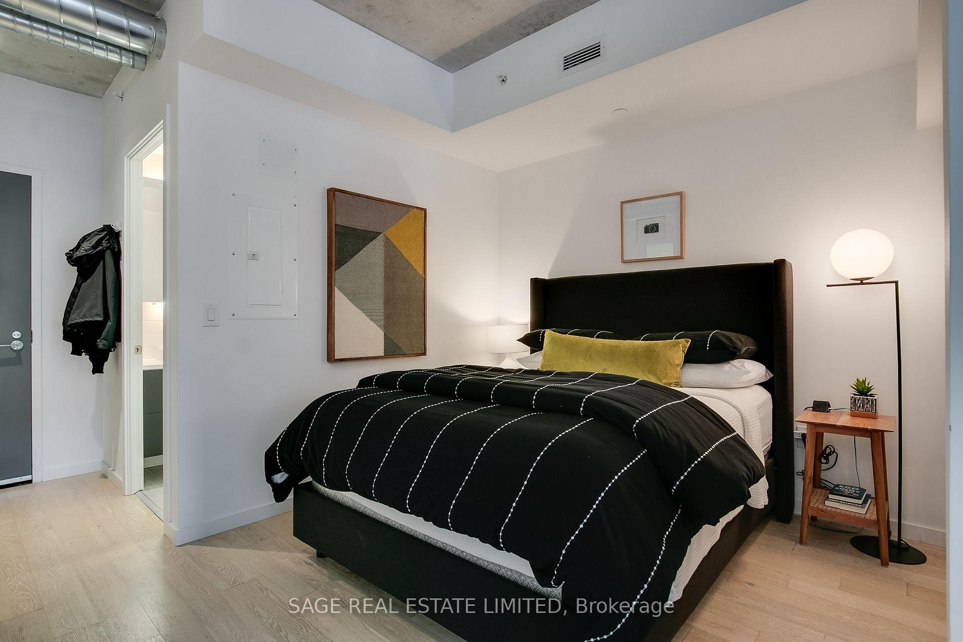 Photo 17 of Unit 807, 170 Bayview Avenue, Toronto, Waterfront Communities — HOMEH
