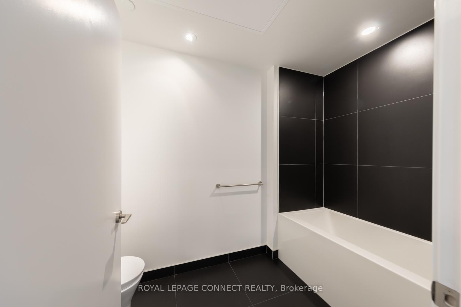 Photo 3 of Unit 1314, 20 Edward Street, Toronto, Bay Street Corridor — HOMEH