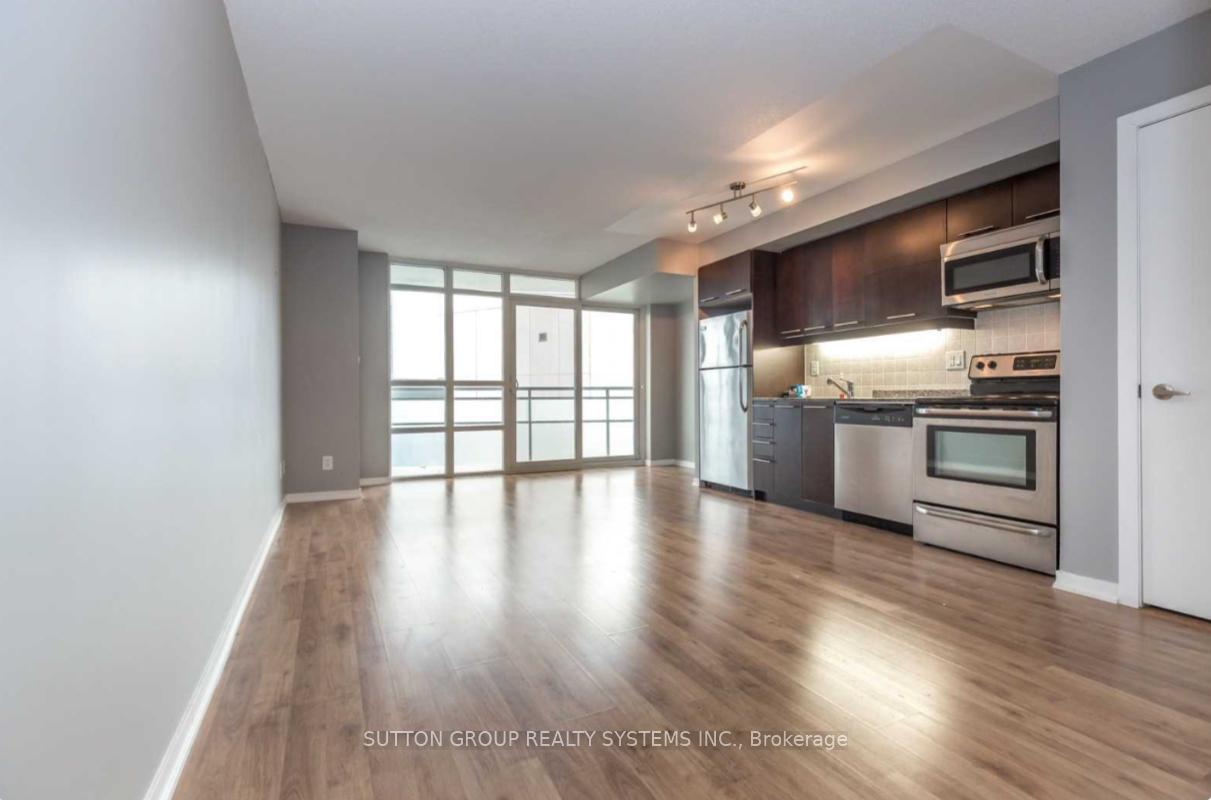 Photo 3 of Unit 1529, 38 Joe Shuster Way, Toronto, Niagara — HOMEH