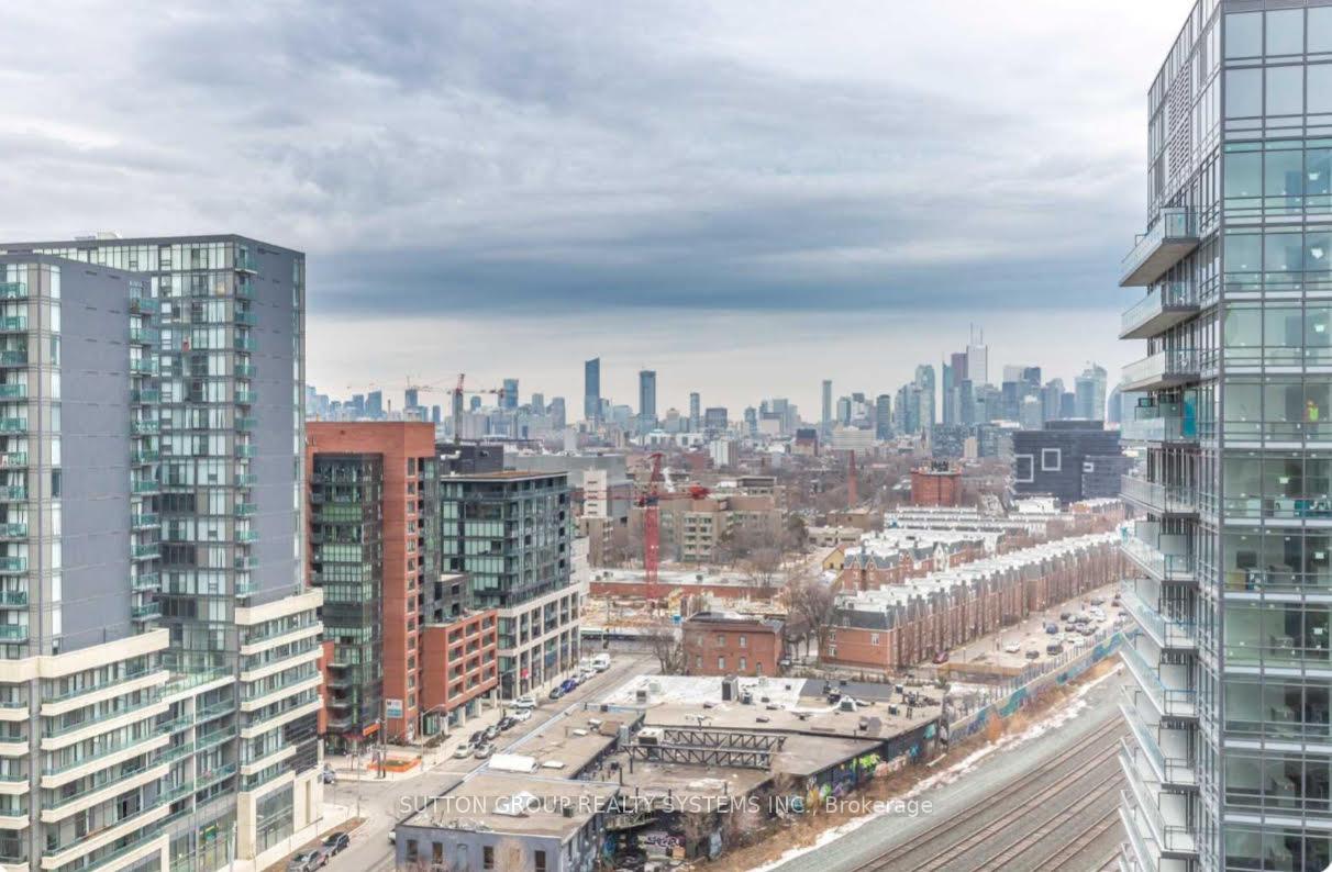Photo 9 of Unit 1529, 38 Joe Shuster Way, Toronto, Niagara — HOMEH