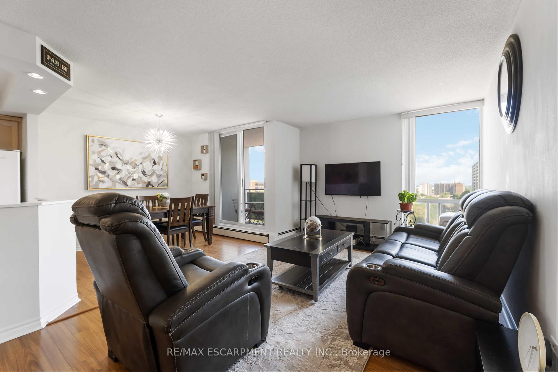 Photo 17 of Unit 1004, 75 Glenburn Court, Hamilton, Riverdale — HOMEH