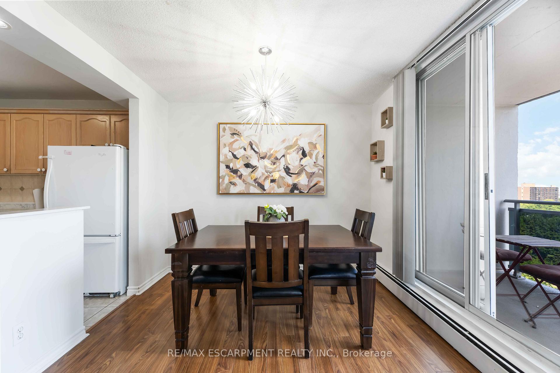 Photo 18 of Unit 1004, 75 Glenburn Court, Hamilton, Riverdale — HOMEH