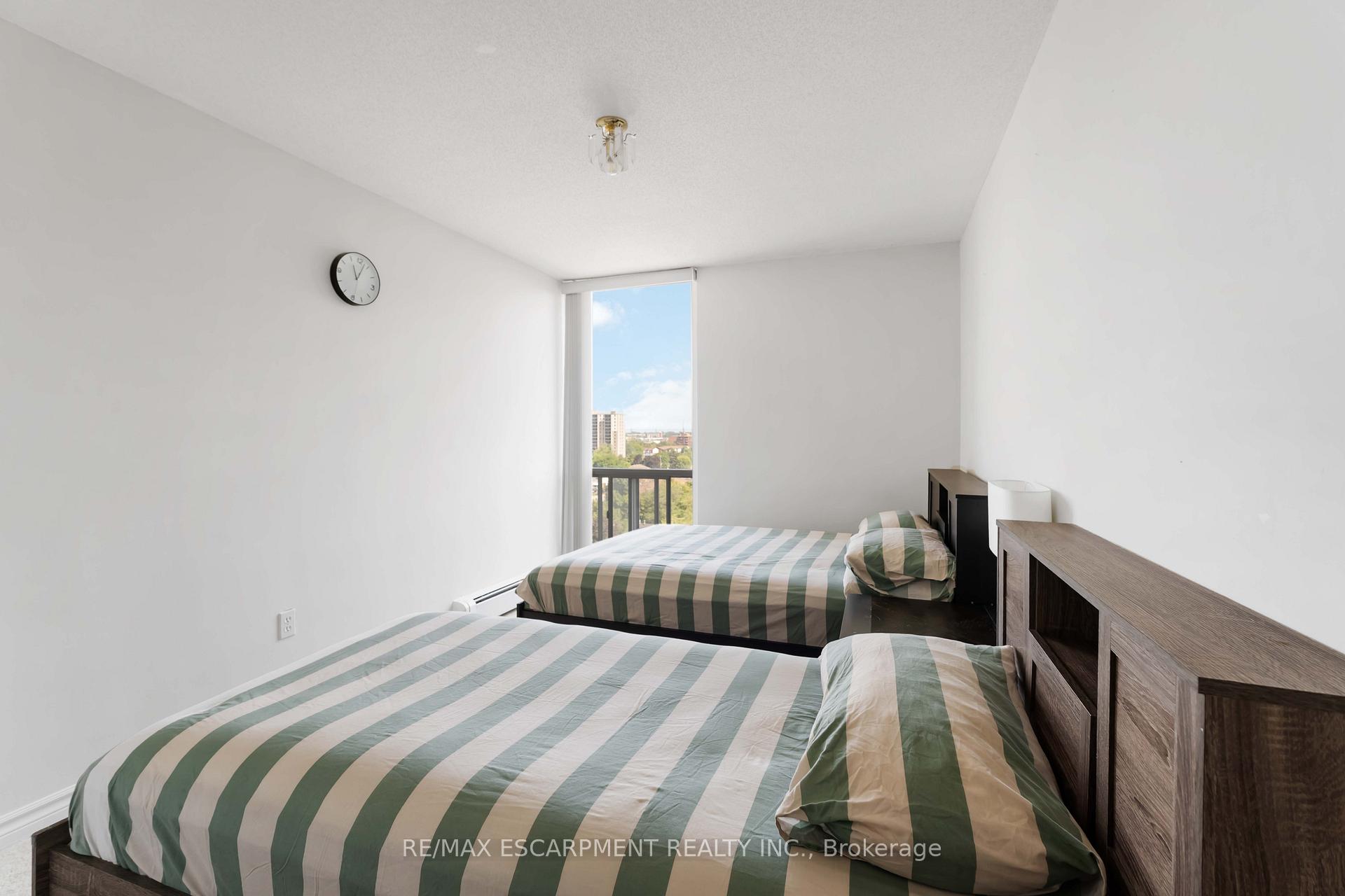 Photo 9 of Unit 1004, 75 Glenburn Court, Hamilton, Riverdale — HOMEH