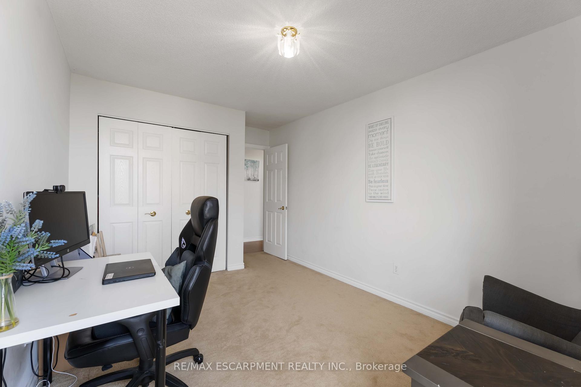 Photo 14 of Unit 1004, 75 Glenburn Court, Hamilton, Riverdale — HOMEH