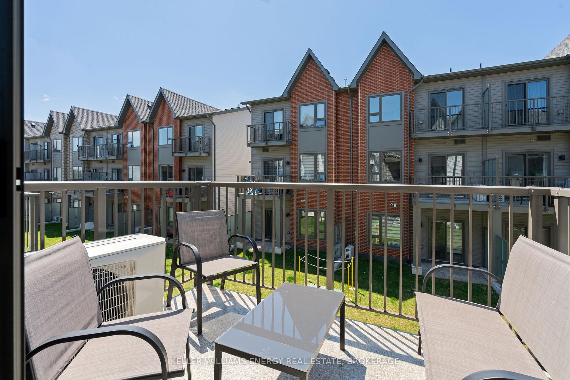 Photo 14 of Unit 202, 2635 William Jackson Drive, Pickering, Duffin Heights — HOMEH