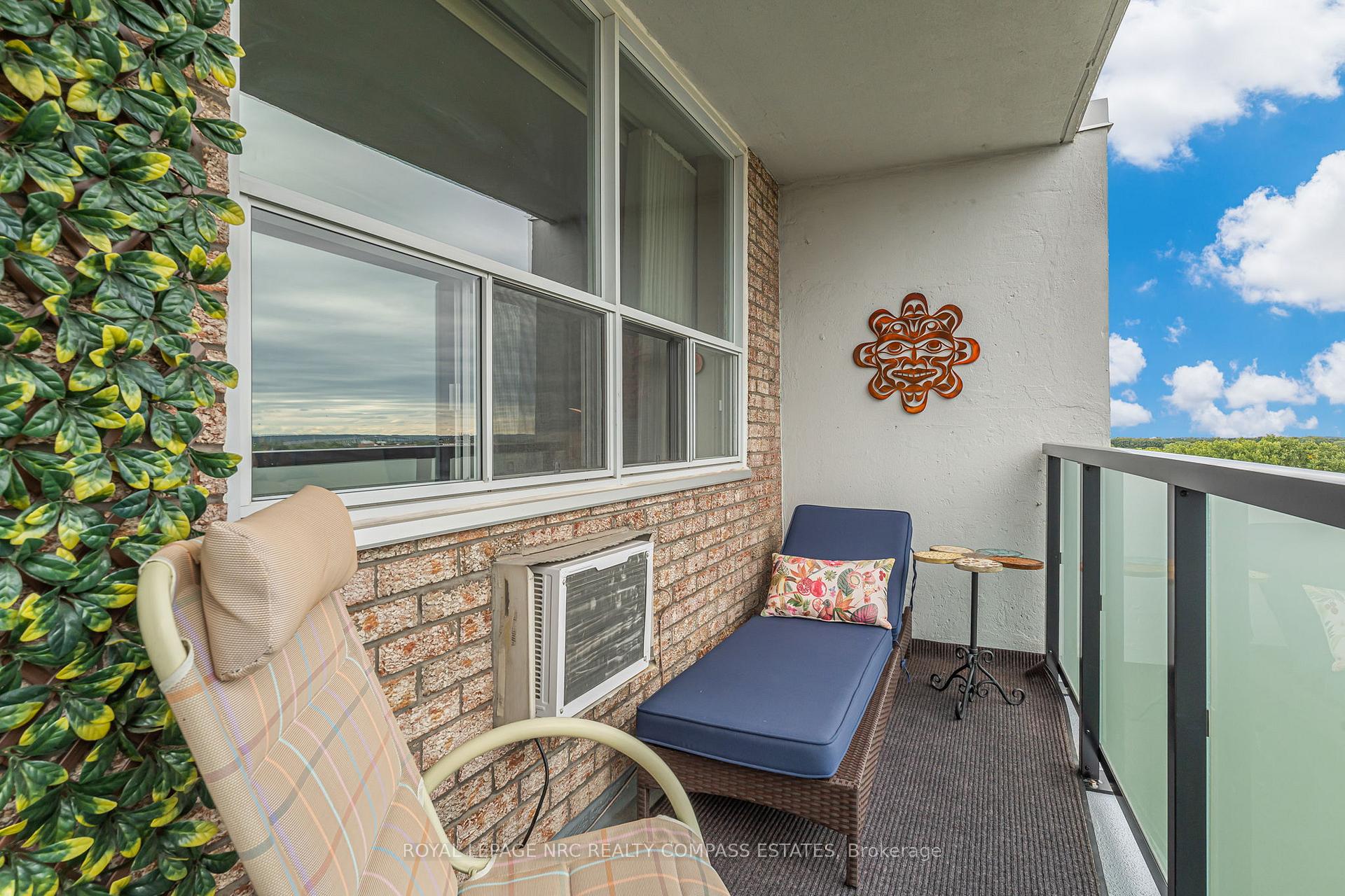 Photo 2 of Unit 1008, 359 Geneva Street, St. Catharines, Fairview — HOMEH