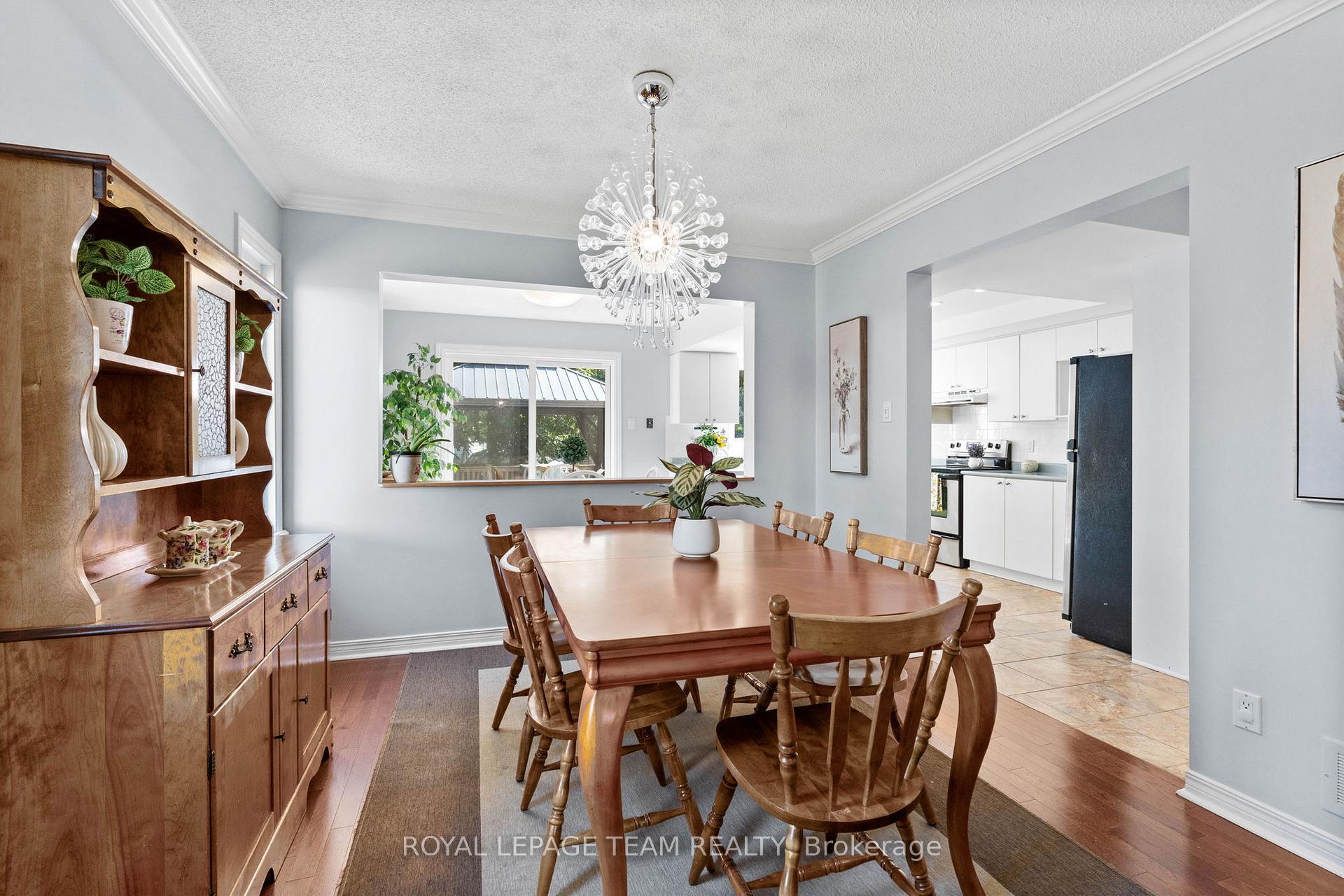Photo 10 of 71 Grenadier Way, Ottawa, Barrhaven - Longfields — HOMEH