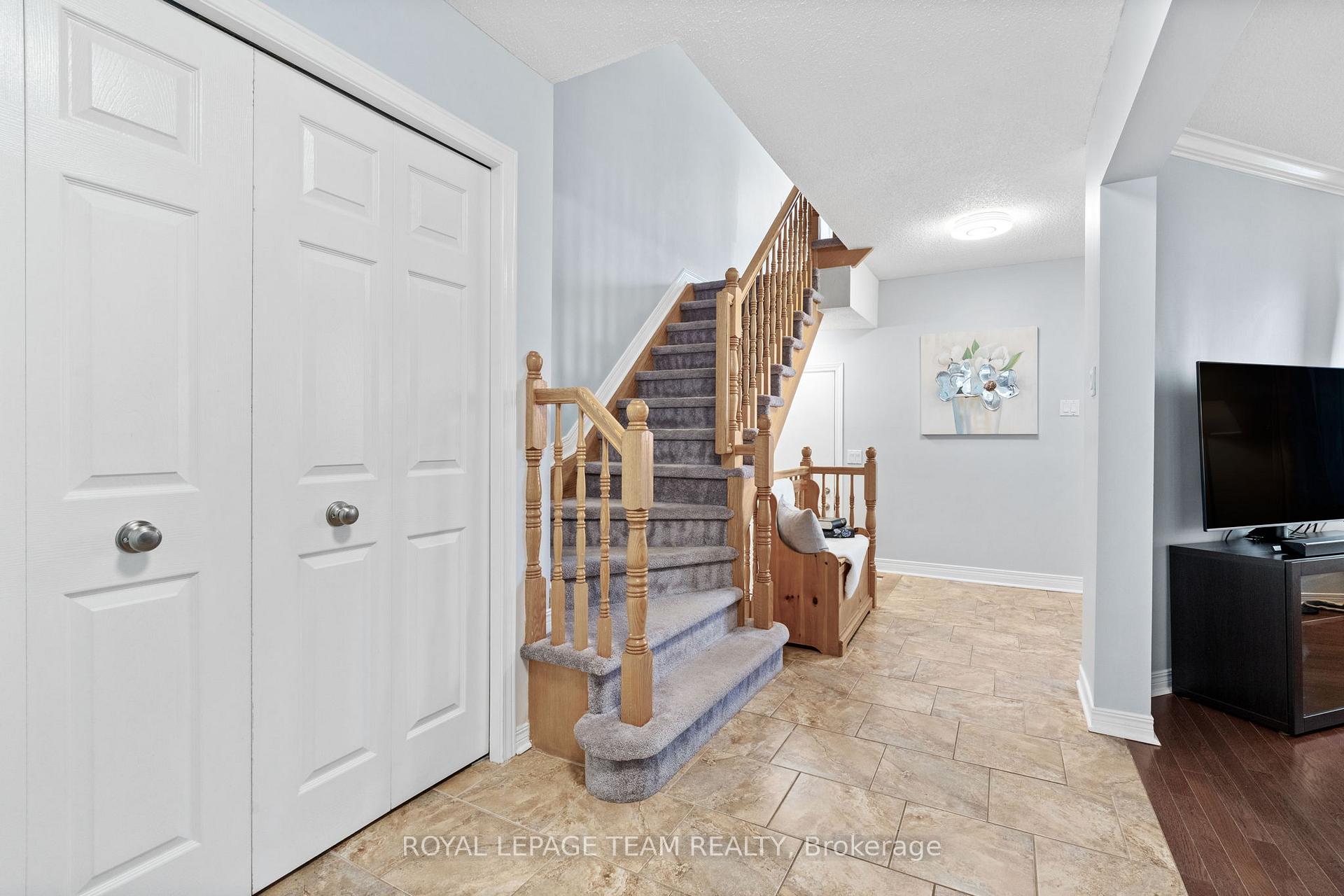 Photo 17 of 71 Grenadier Way, Ottawa, Barrhaven - Longfields — HOMEH