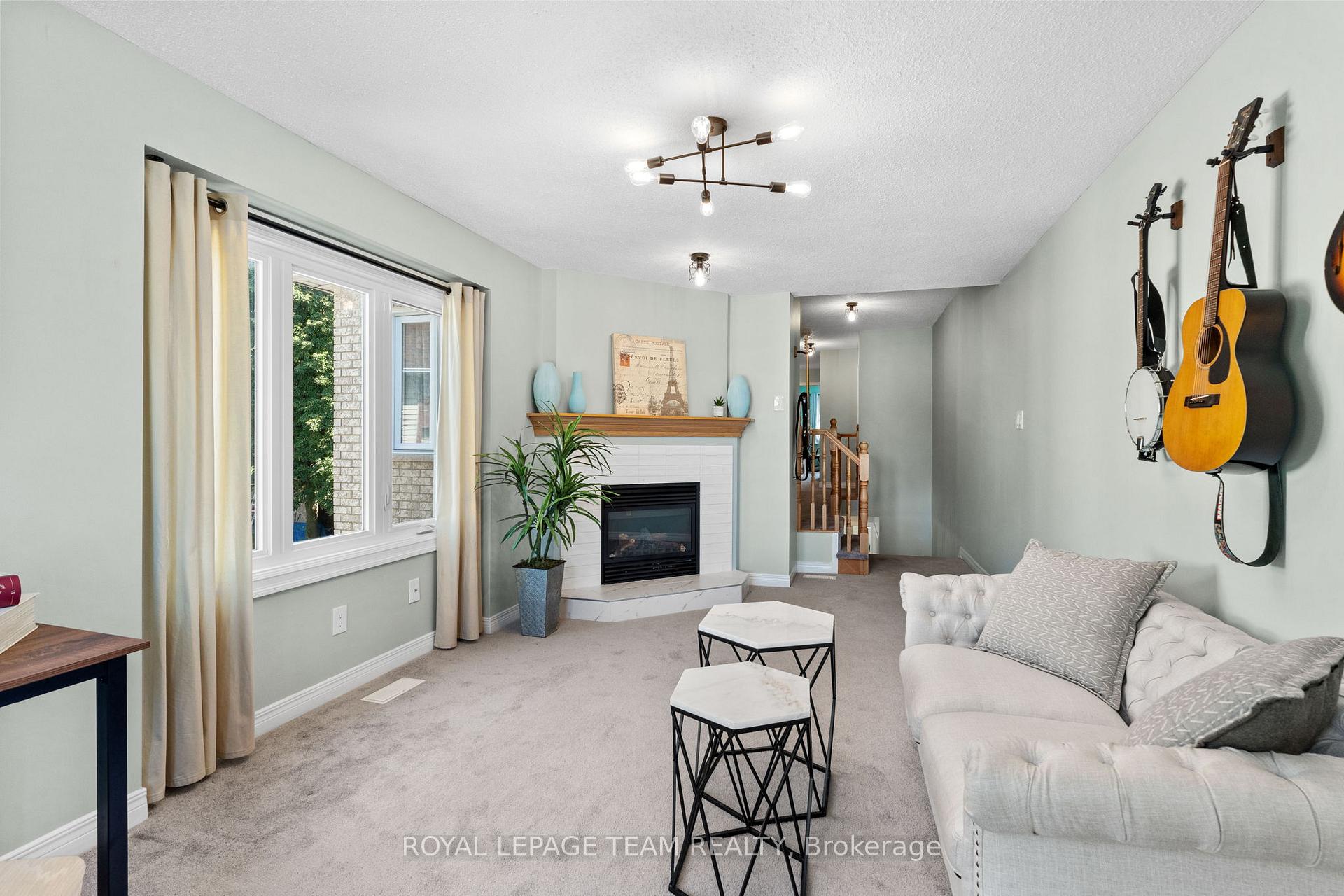 Photo 20 of 71 Grenadier Way, Ottawa, Barrhaven - Longfields — HOMEH
