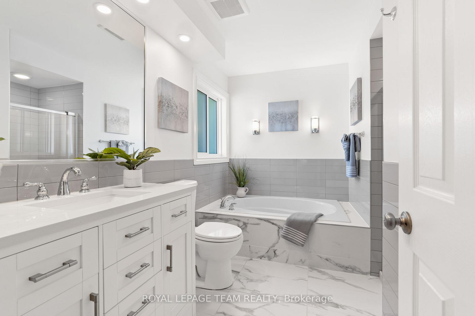 Photo 24 of 71 Grenadier Way, Ottawa, Barrhaven - Longfields — HOMEH