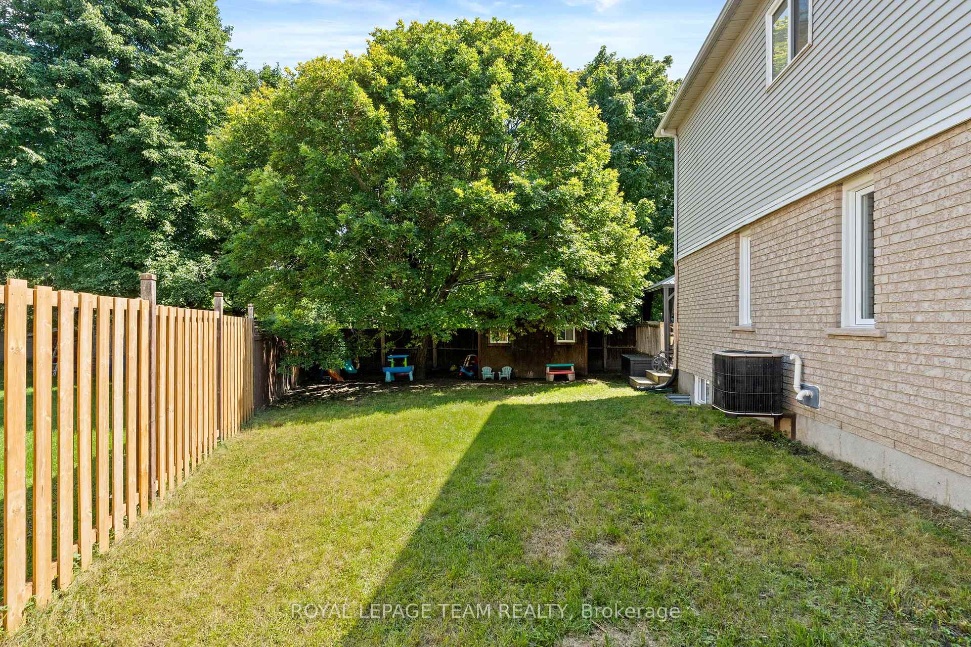 Photo 35 of 71 Grenadier Way, Ottawa, Barrhaven - Longfields — HOMEH
